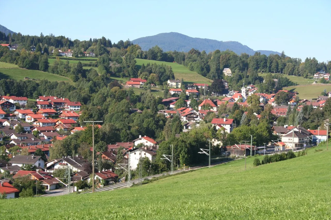 Photo showing: Bad Kohgrub from Steigrainer, to the northeast