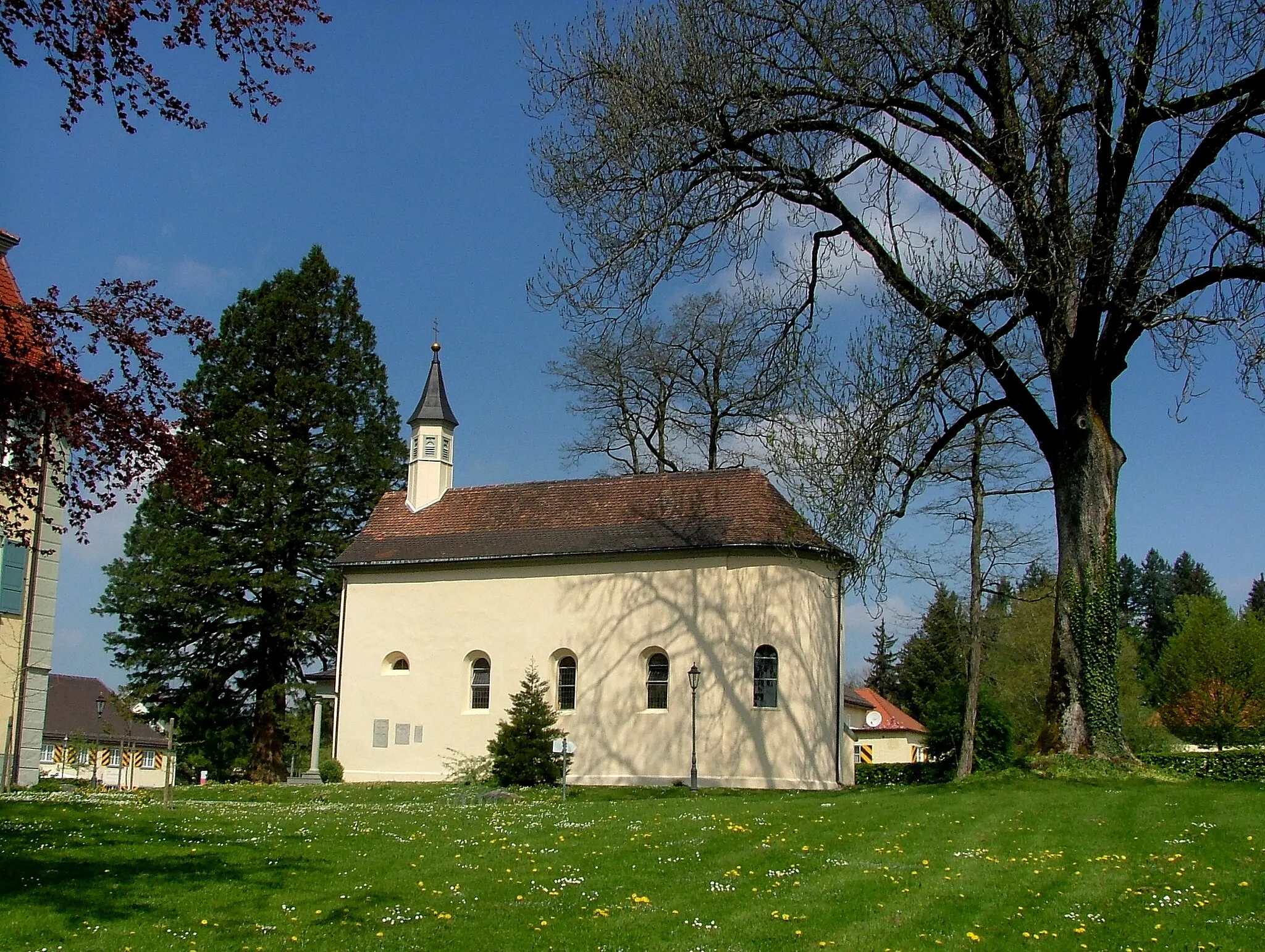 Photo showing: Schlosskirche Neutrauchburg