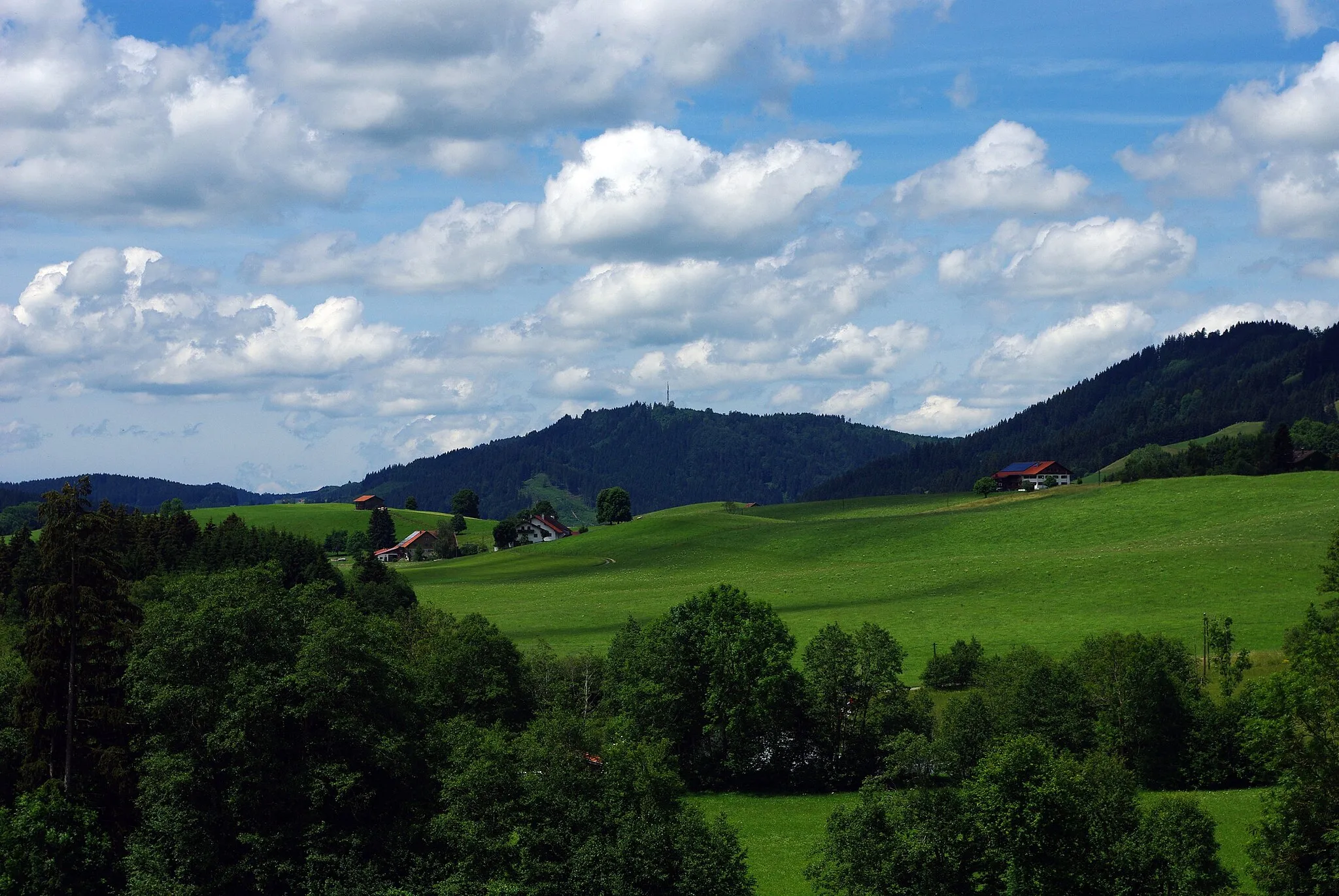 Photo showing: The Iberger Kugel seen from the Weitnau valley.