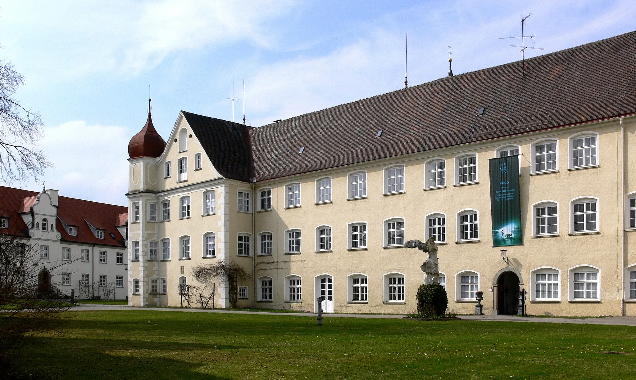 Photo showing: Isny im Allgäu, ehem. Benediktinerkloster St. Georg  („Schloss Isny“)