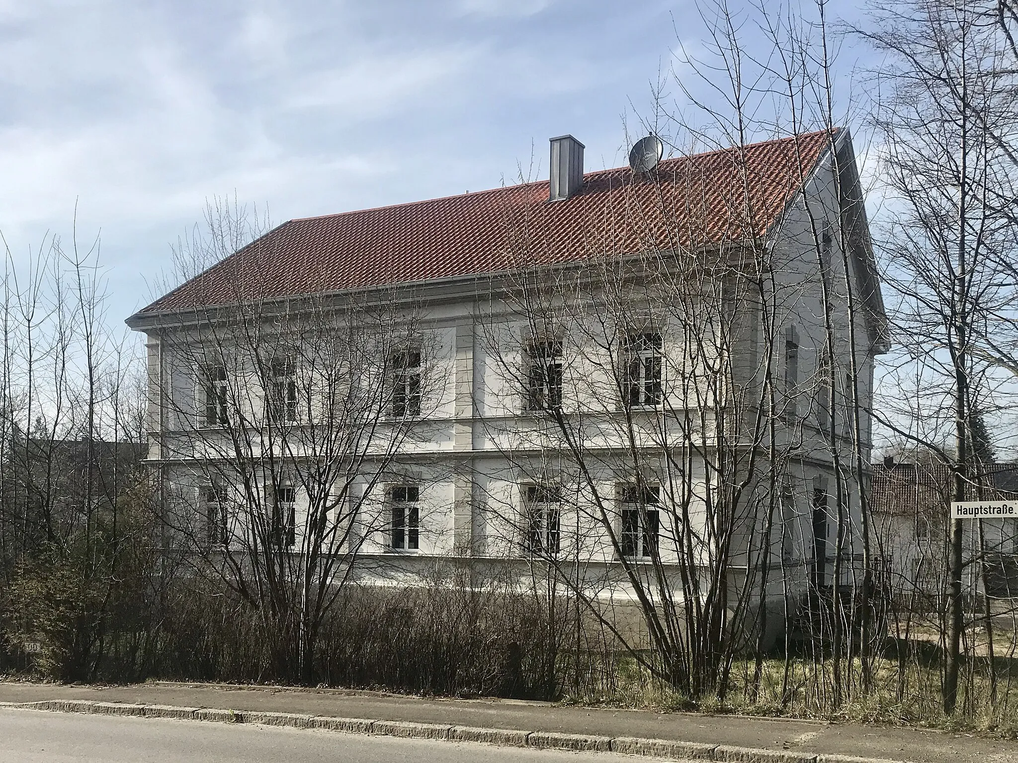 Photo showing: Ehemaliges Schulhaus in Eurasburg (Schwaben)