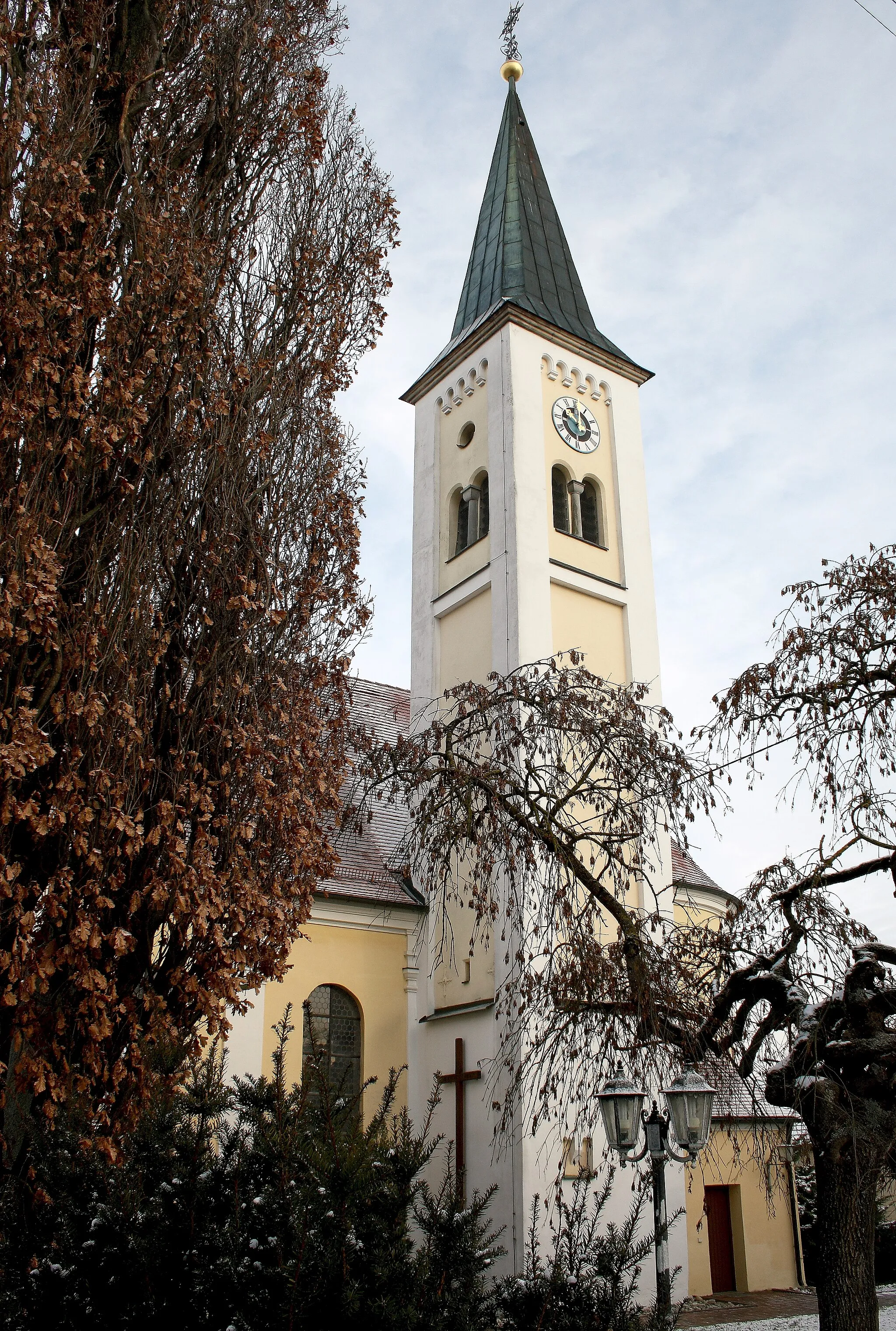 Photo showing: Katholische Pfarrkirche St. Sixtus in Weisingen, Ansicht von Süden