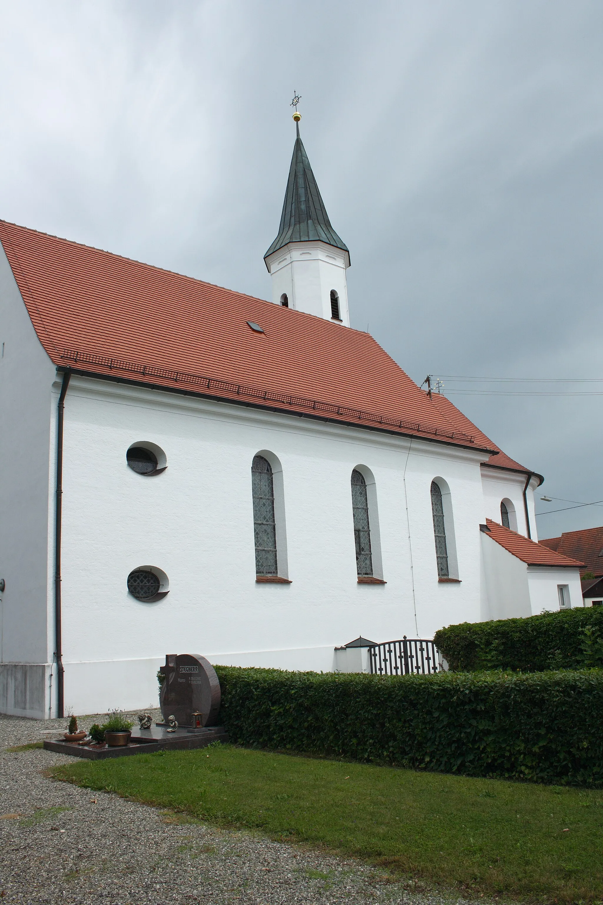 Photo showing: Katholische Pfarrkirche Hl. Kreuz in Landensberg