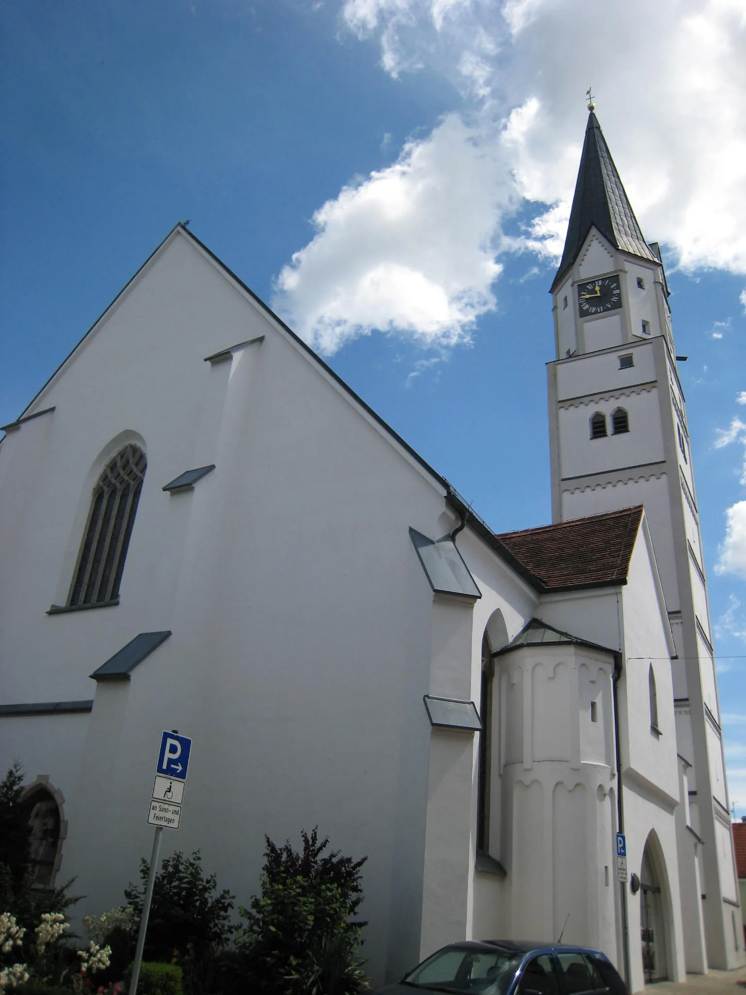 Photo showing: Stadtpfarrkirche St. Johannes der Täufer Rain