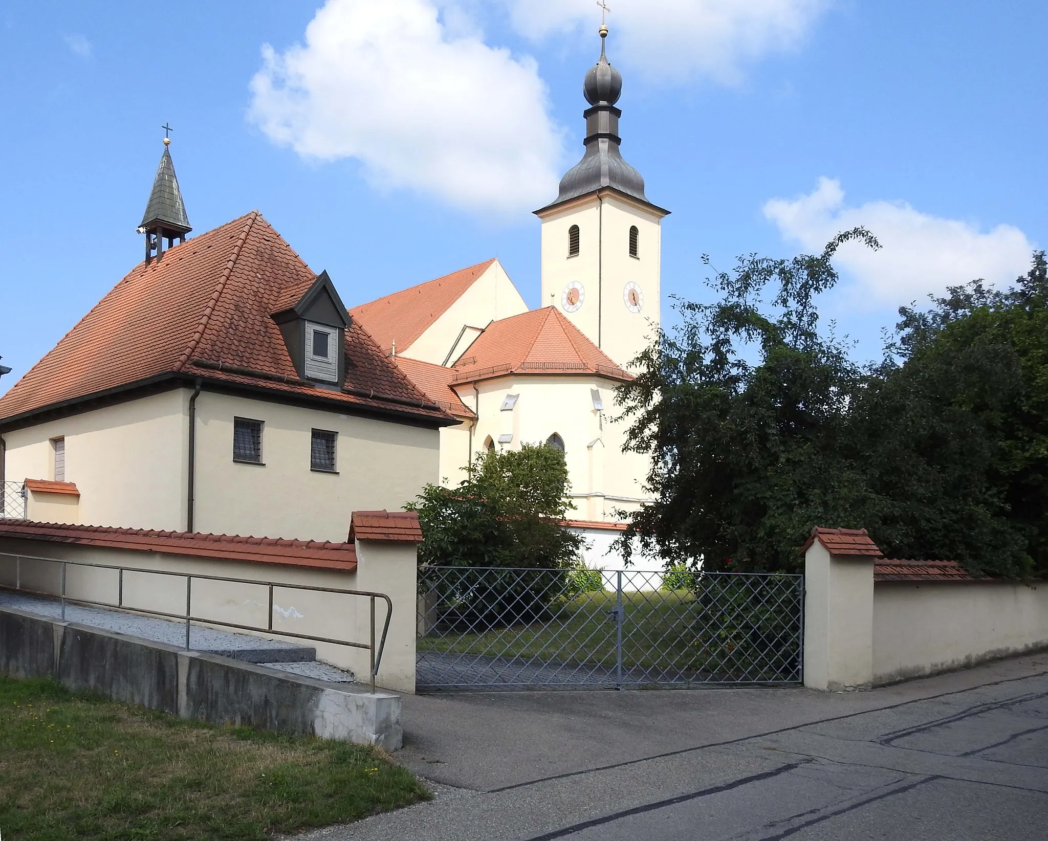 Photo showing: Pfarrkirche in Rohrenfels