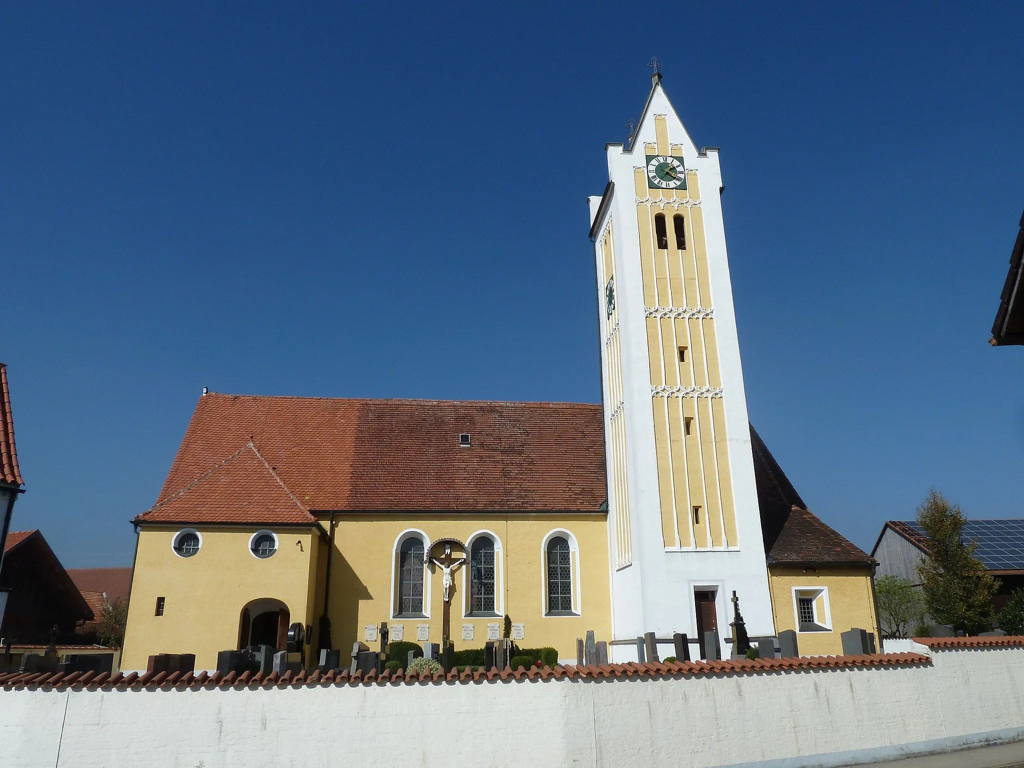 Photo showing: Rieden Pfarrkirche St Martin von Tours Süden