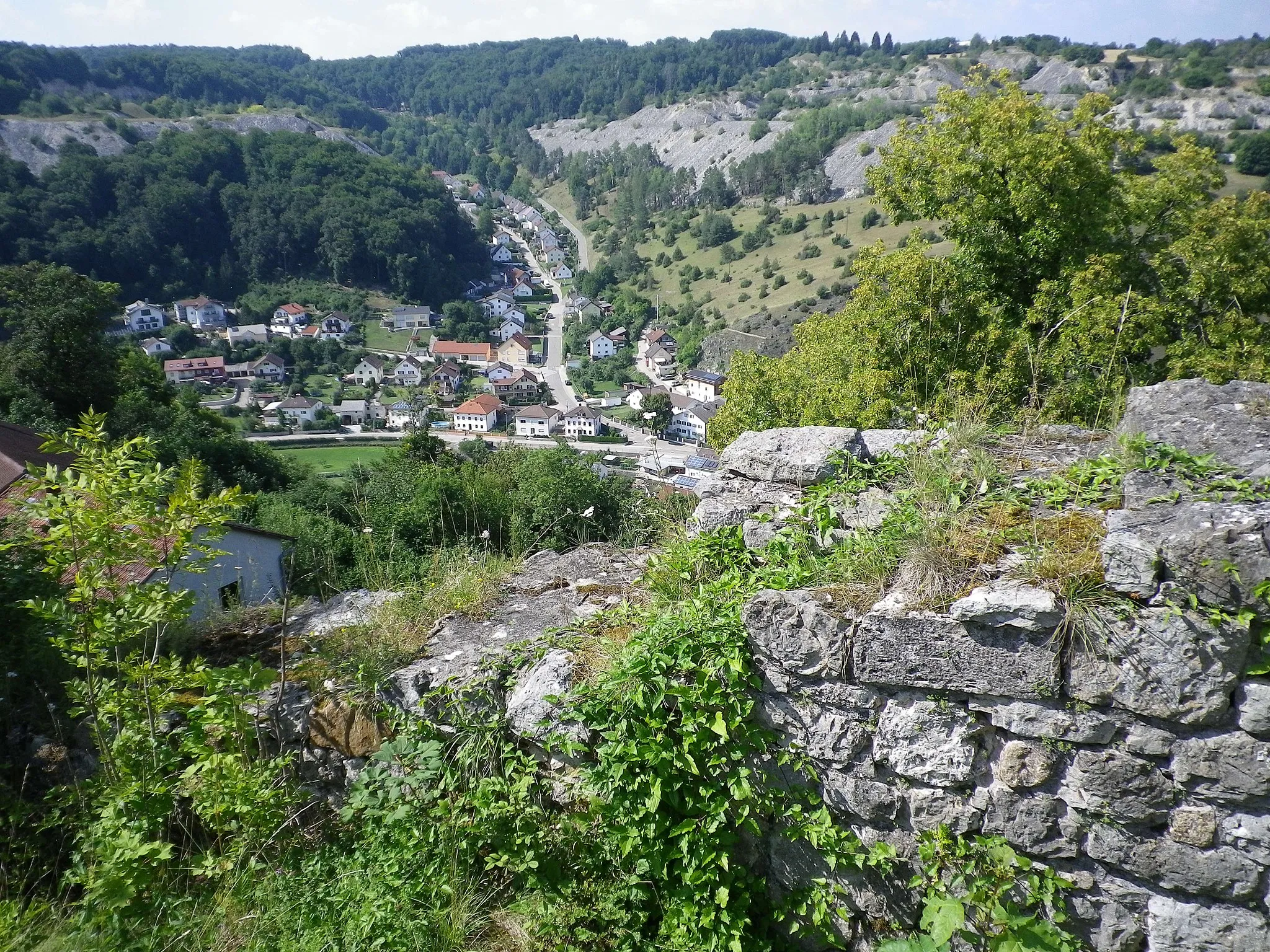 Photo showing: Blick von der Burg auf Mörnsheim