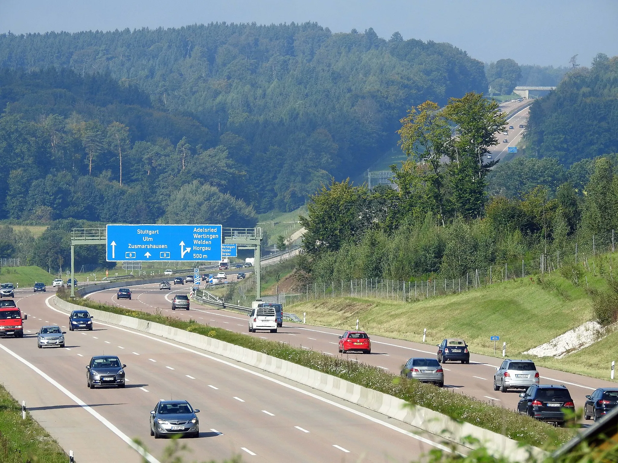 Photo showing: A 8 Autobahnausfahrt Adelsried von Osten