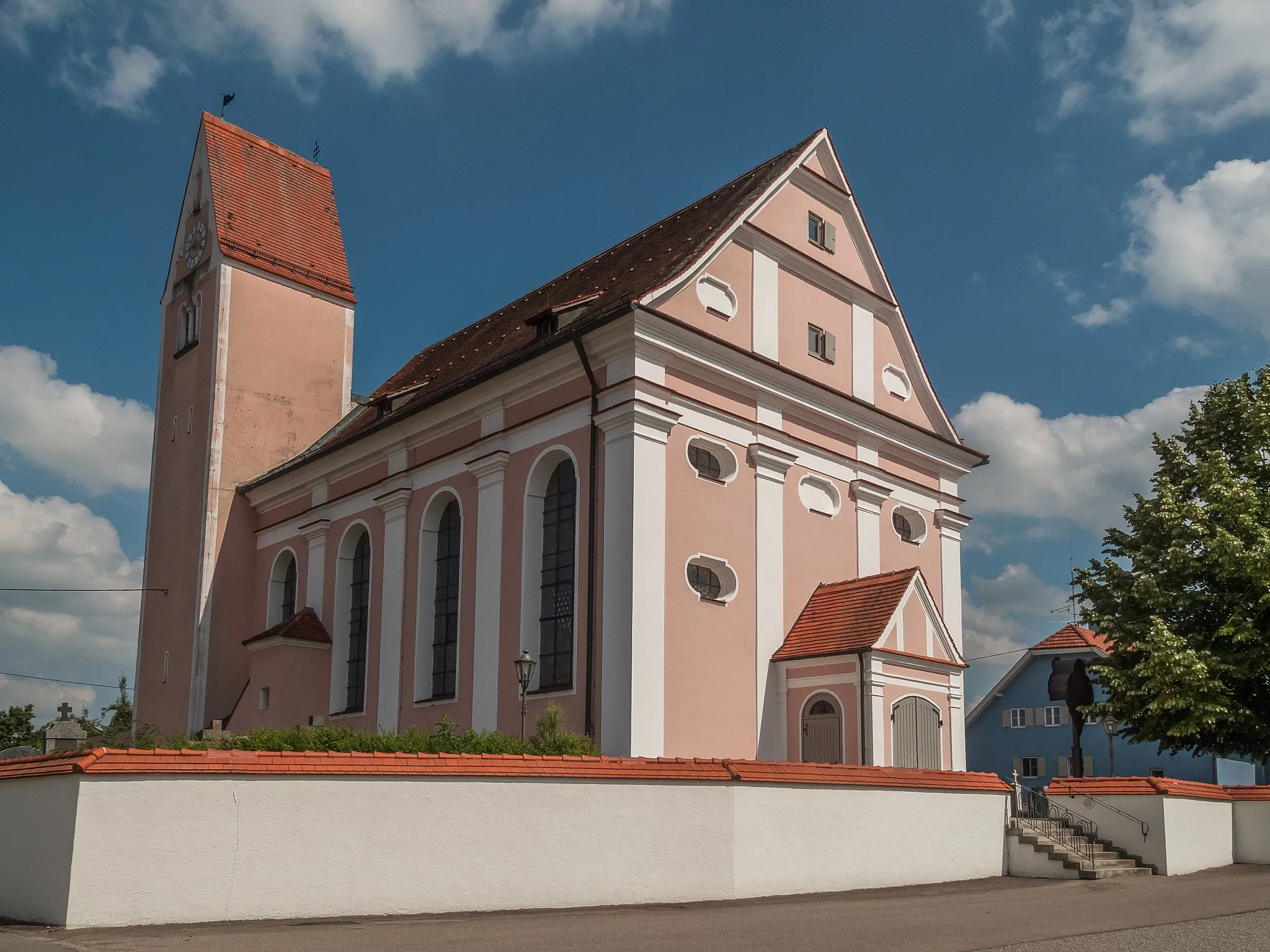 Photo showing: Benningen, church: die katholische Pfarrkirche Sankt Peter und Paul