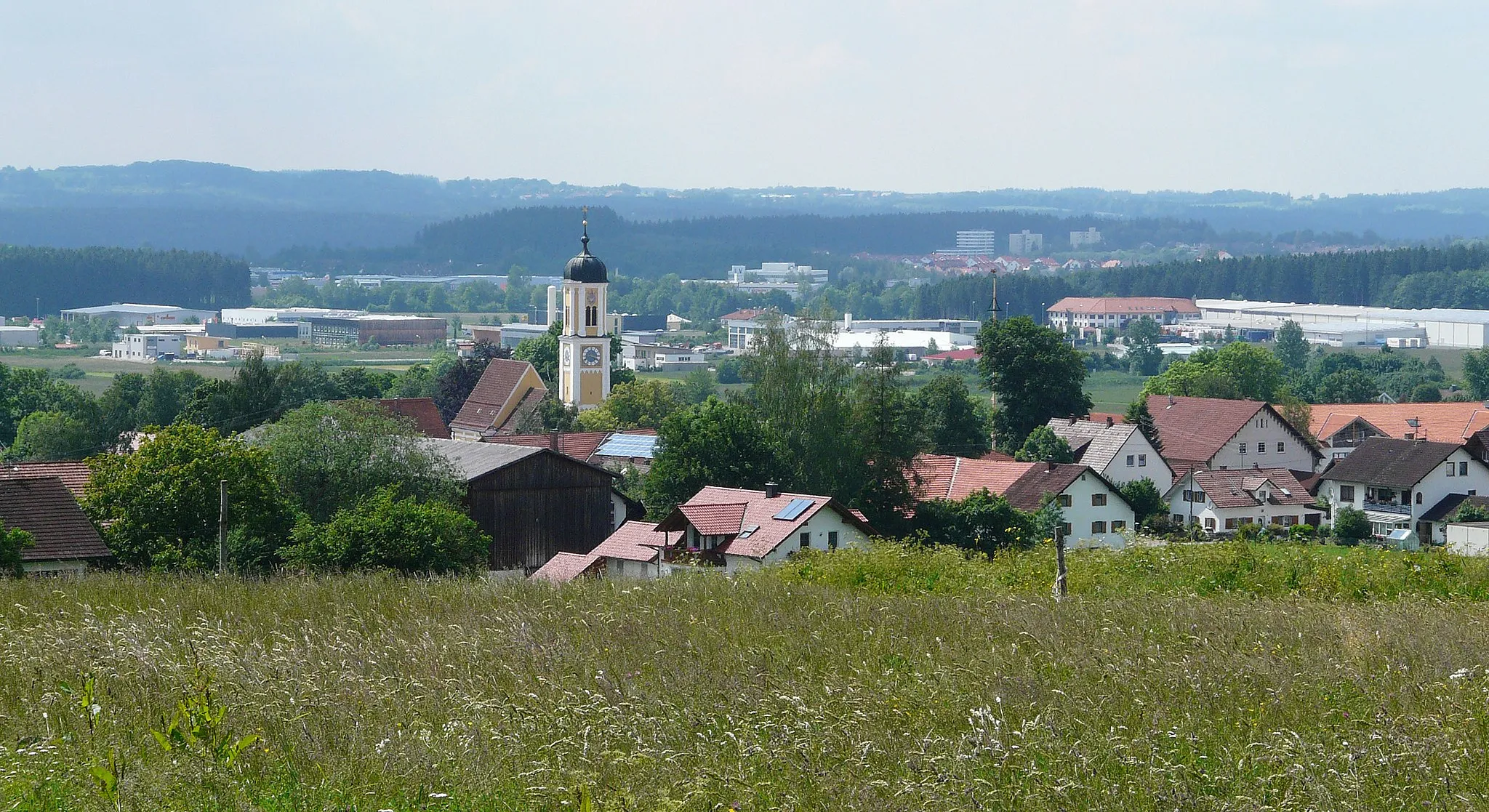 Photo showing: Mauerstetten von Osten