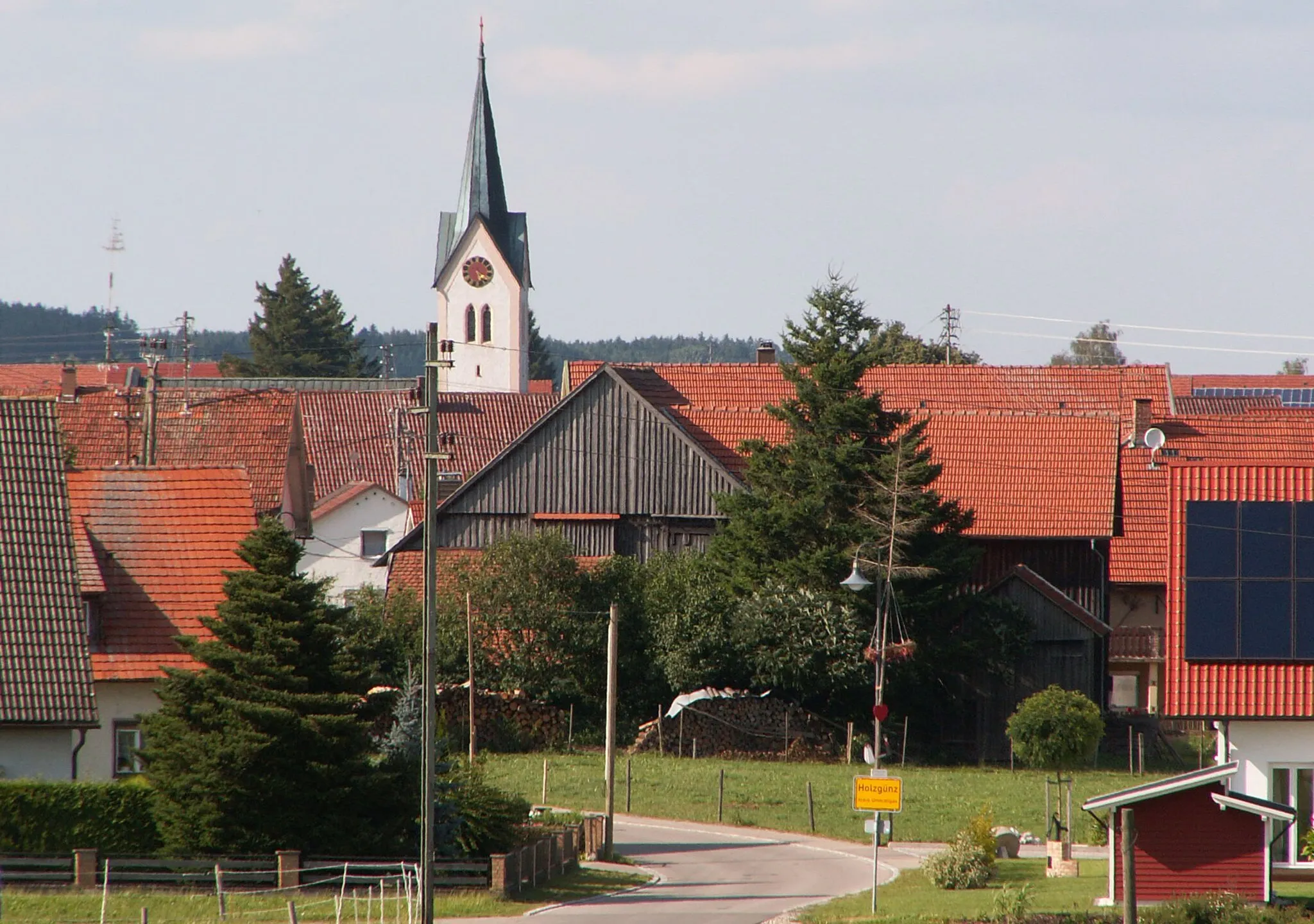 Photo showing: Holzgünz von Süden