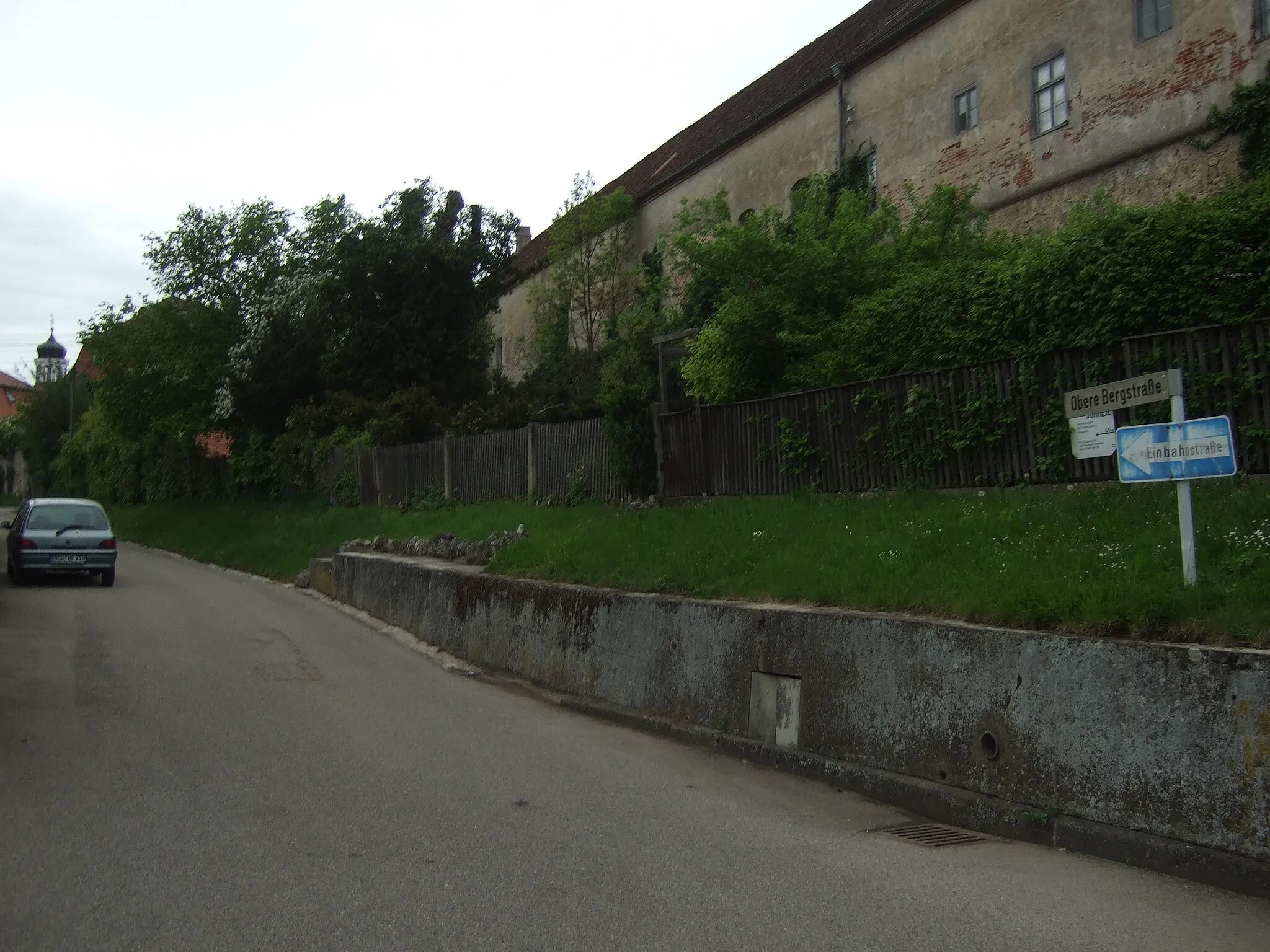 Photo showing: Wallerstein Obere Bergstraße