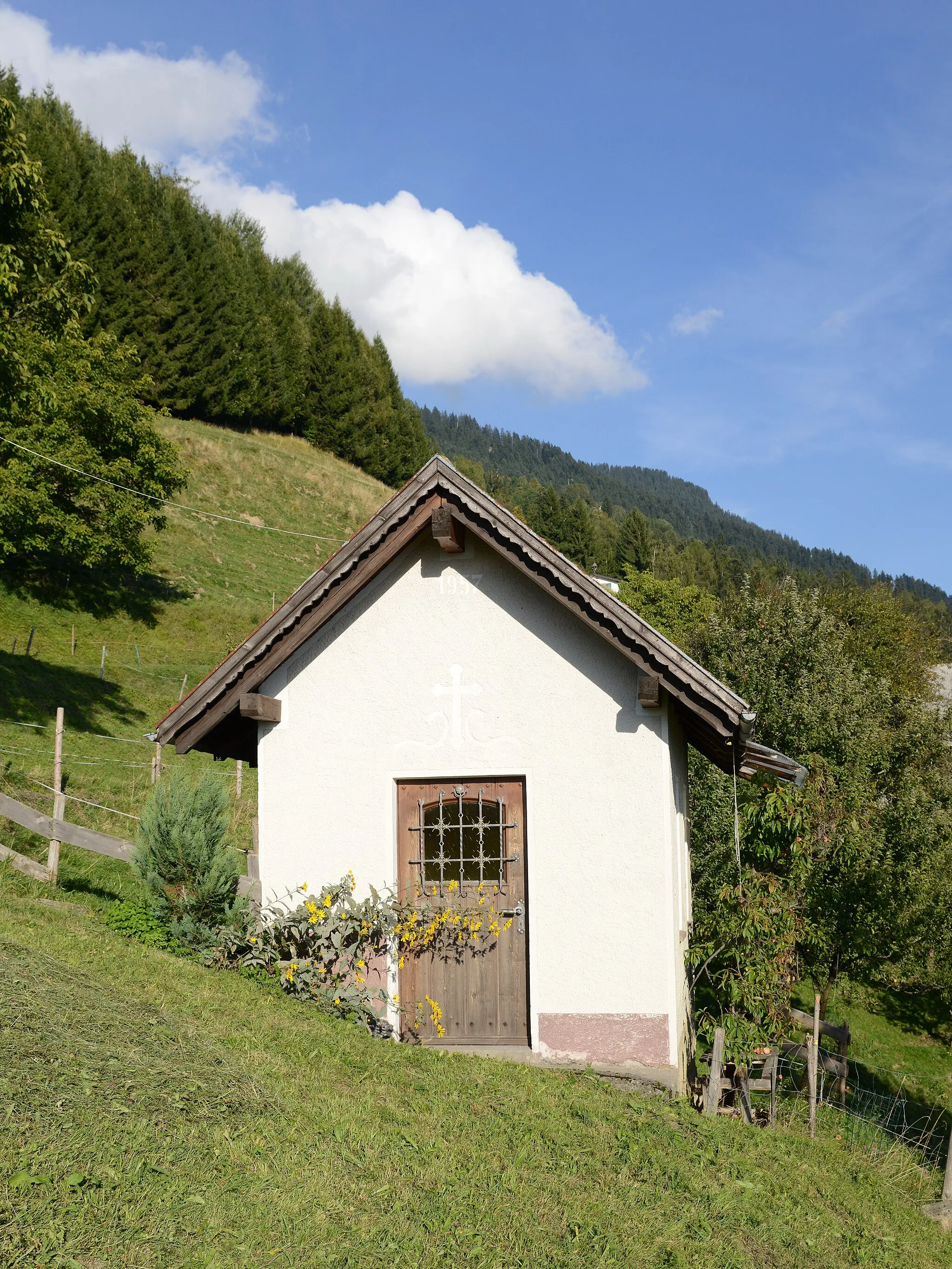 Photo showing: Kapelle bezeichnet 1957 in Montanast, Dünserberg, Vorarlberg.