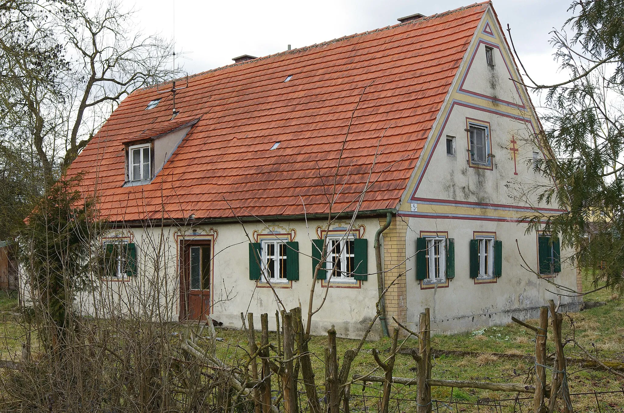 Photo showing: Tapfheim-Donauwmünster, Gärtnerhaus zugehörig zum gegenüberliegenden Schloß, von Süden gesehen