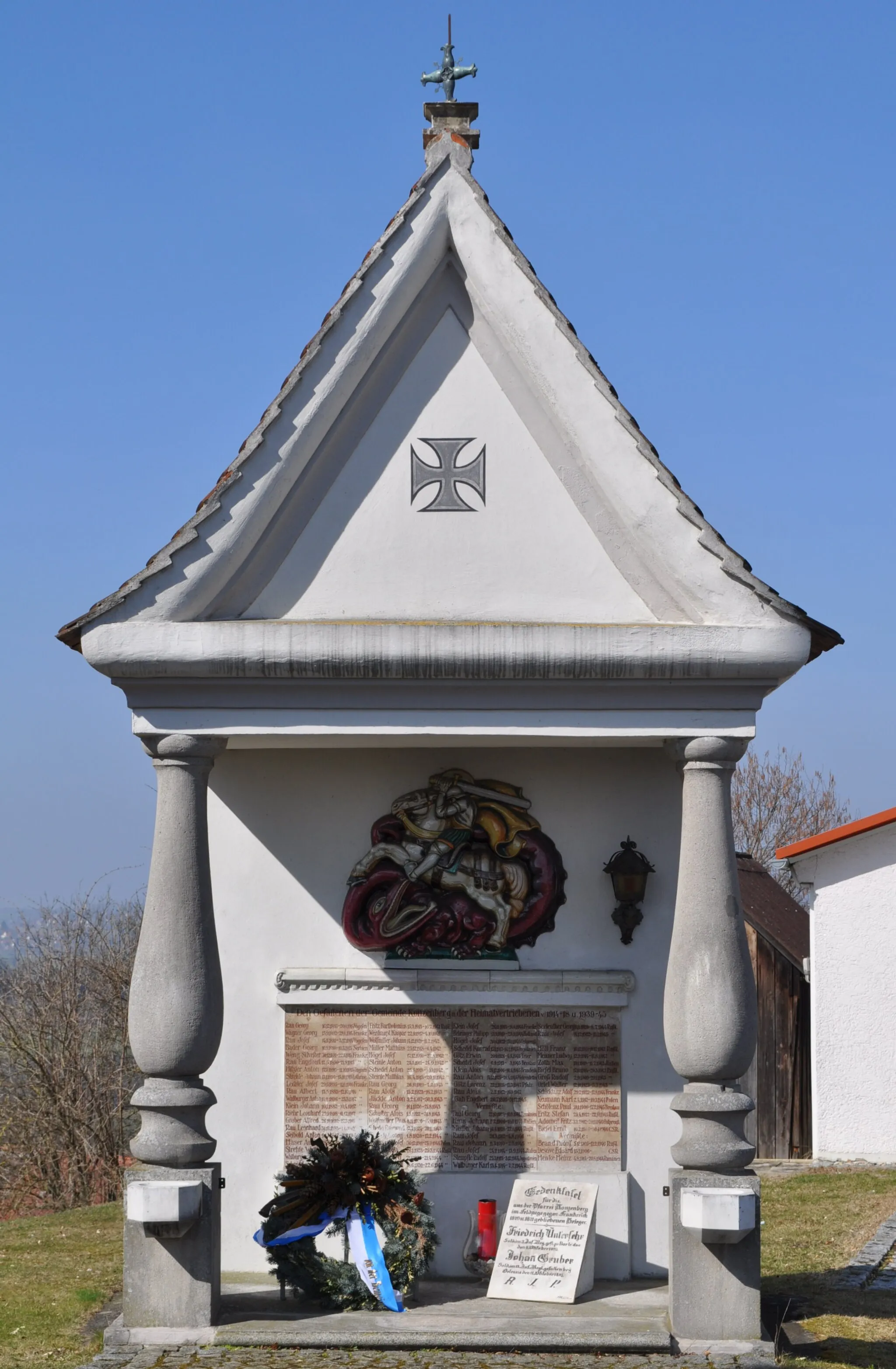 Photo showing: Kriegerdenkmal in Konzenberg