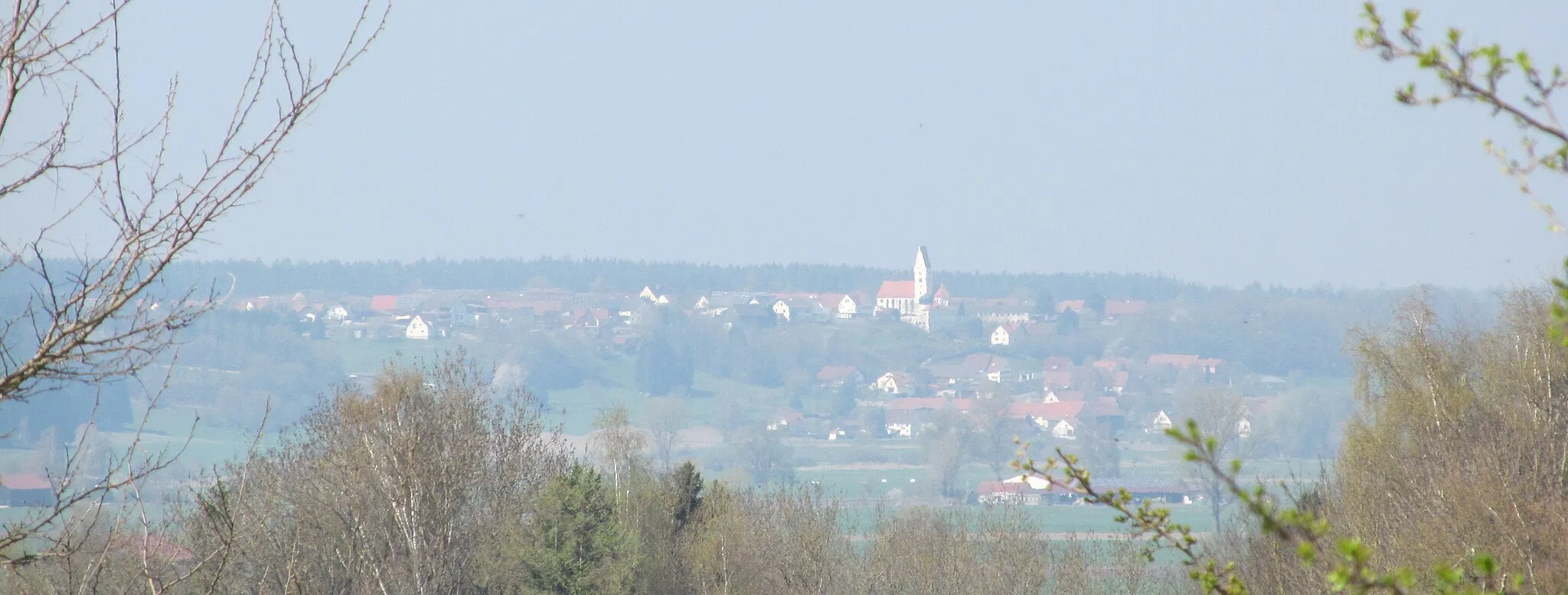 Photo showing: Kemnat in Bayern von Süden aus betrachtet. Standort in Karte als Kalvarienberg, Thannhausen bezeichnet (ca. 530 m)