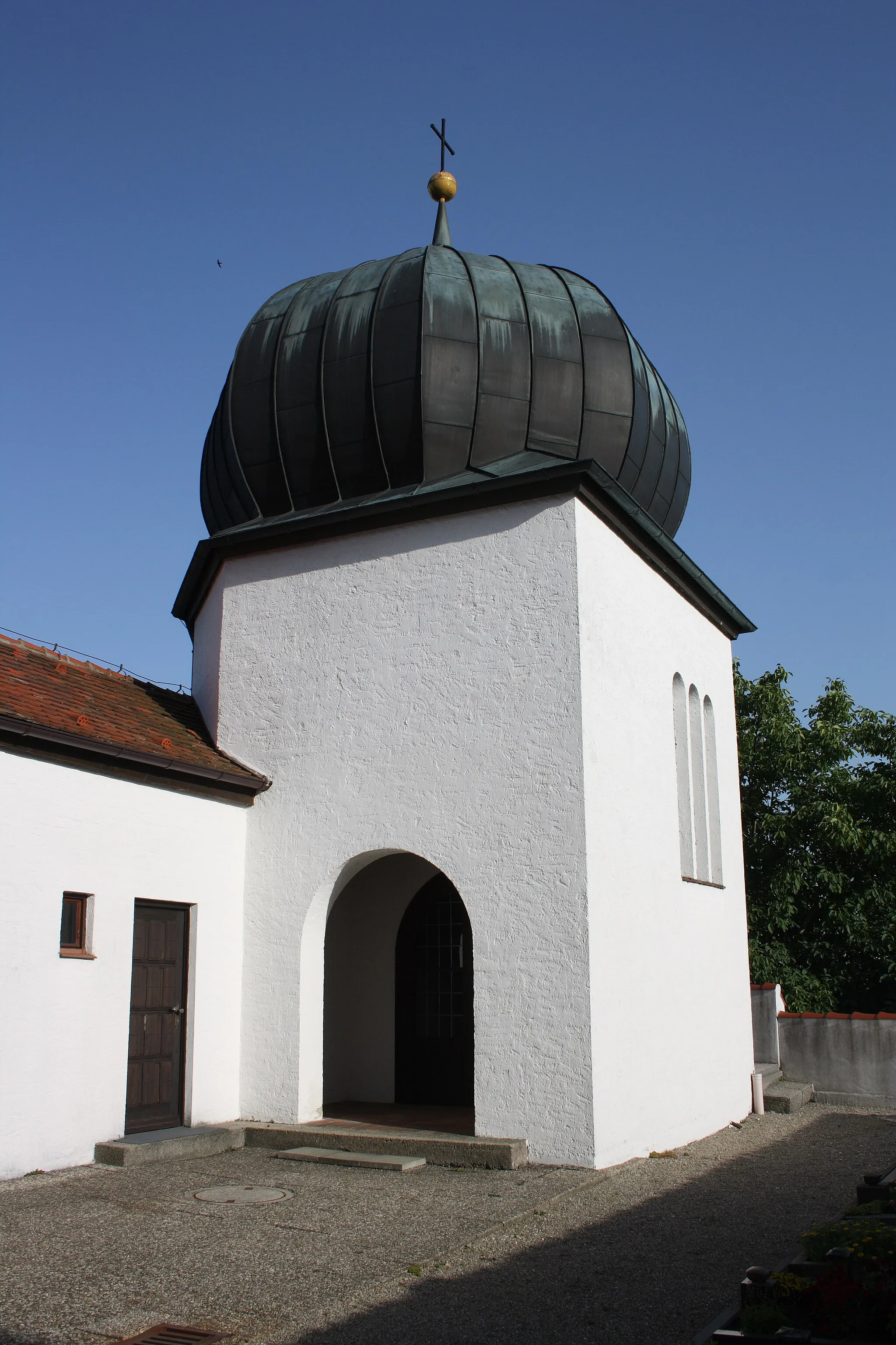 Photo showing: Katholische Pfarrkirche St. Georg in Kemnat, einem Ortsteil von Burtenbach im Landkreis Günzburg (Bayern), Anbauten von Dominikus Böhm