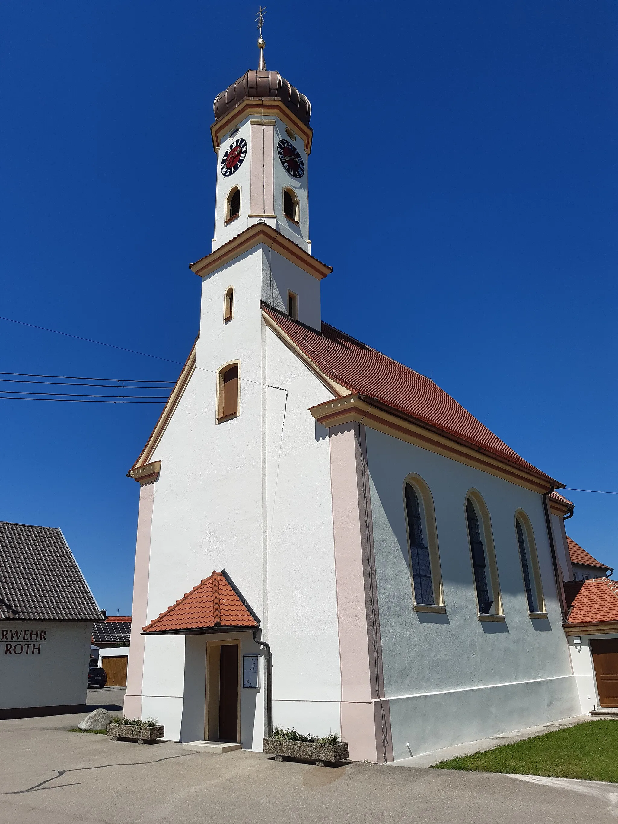 Photo showing: Kirchengebäude
