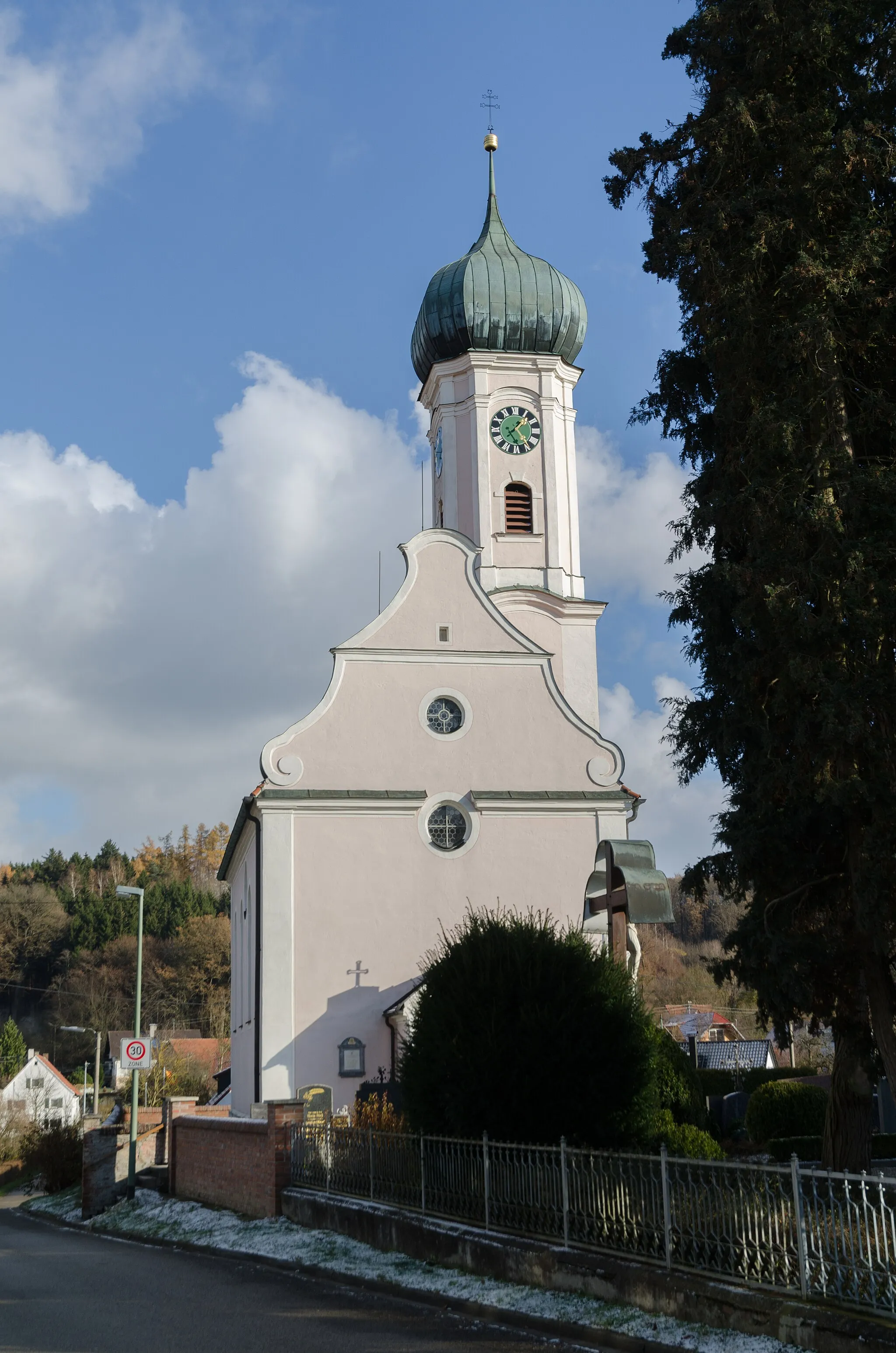 Photo showing: Weißenhorn, Wallenhausen, Katholische Pfarrkirche St. Mauritius