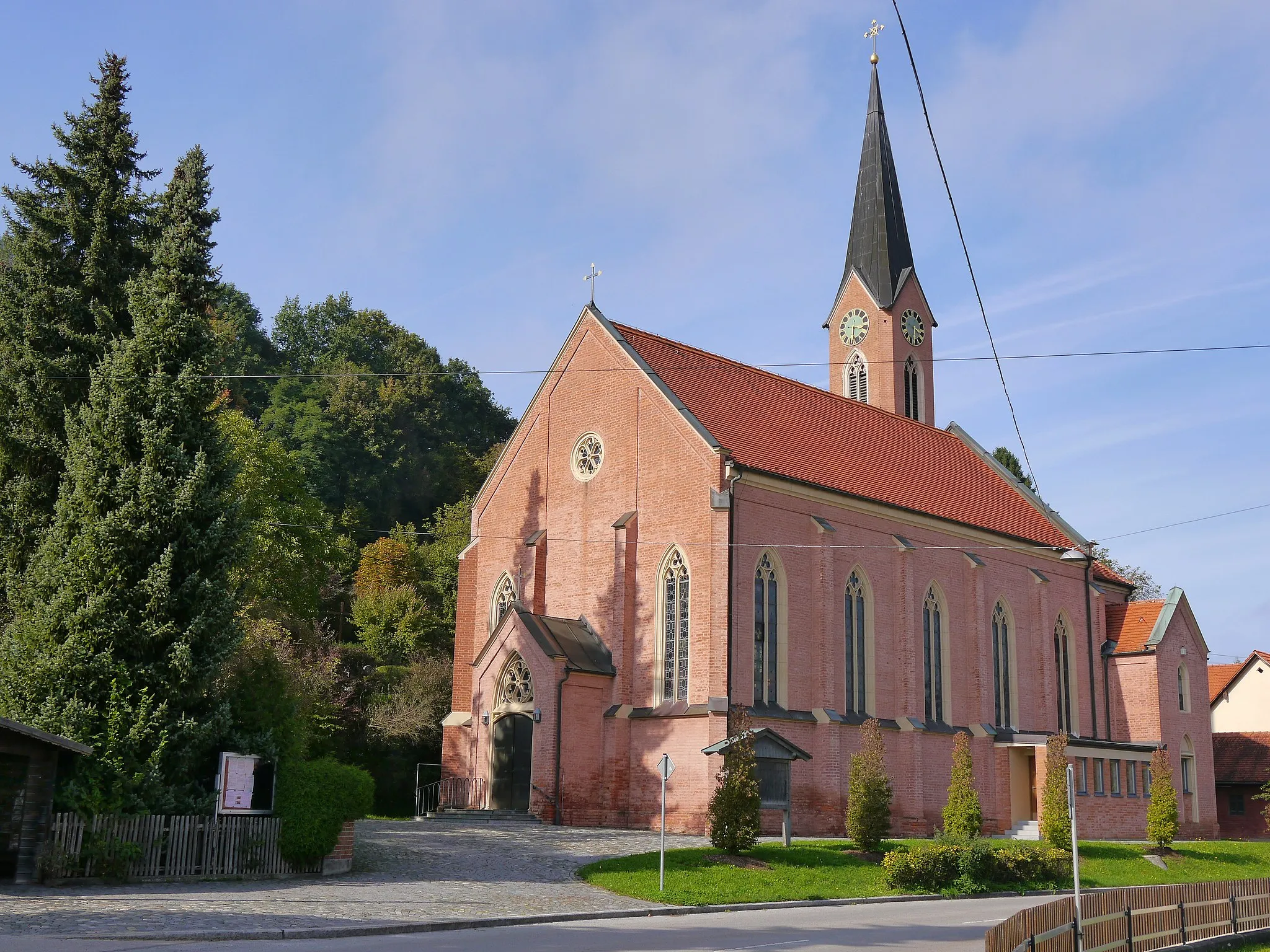 Photo showing: Katholische Pfarrkirche Mariae Himmelfahrt