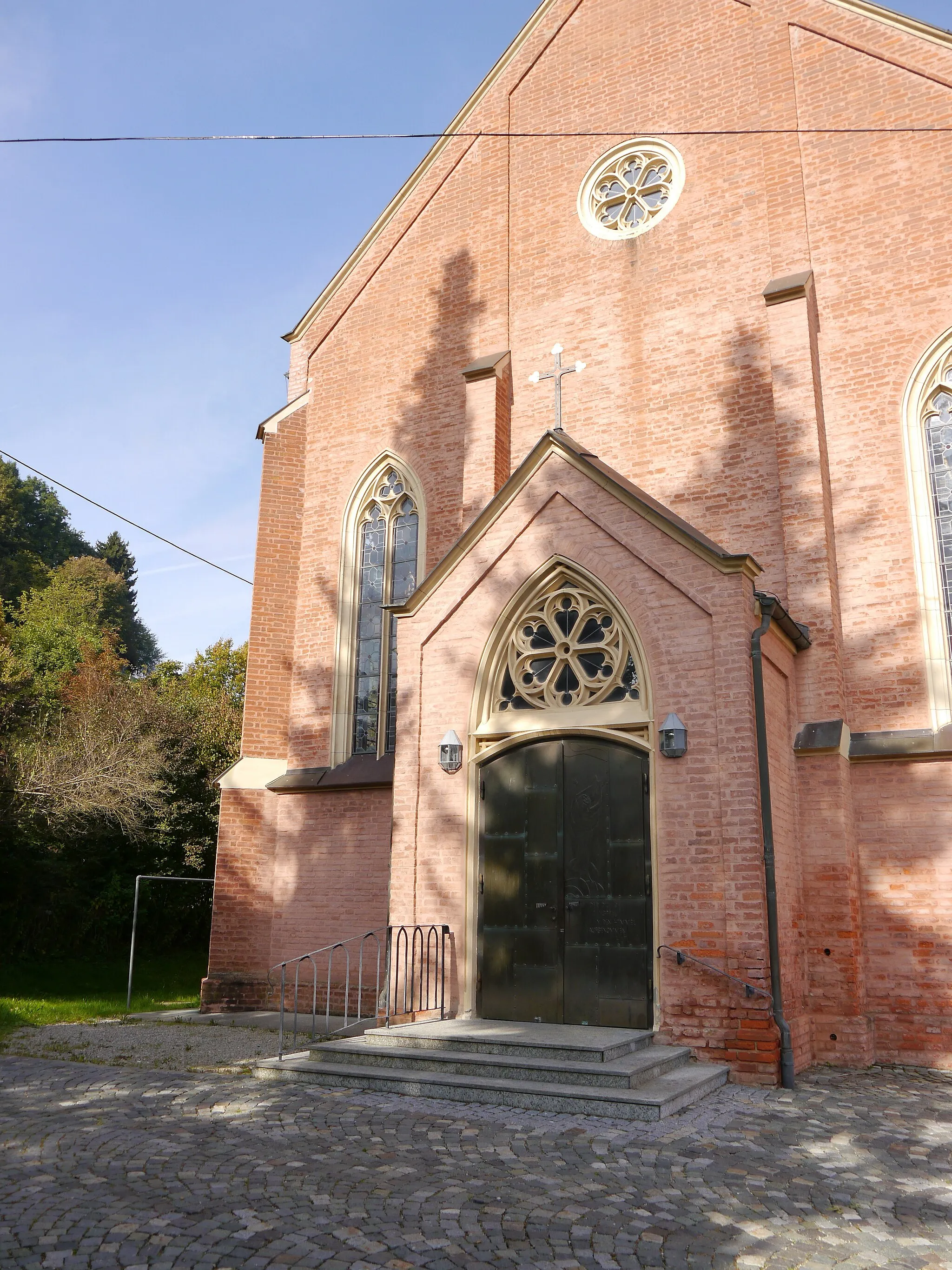 Photo showing: Katholische Pfarrkirche Mariae Himmelfahrt