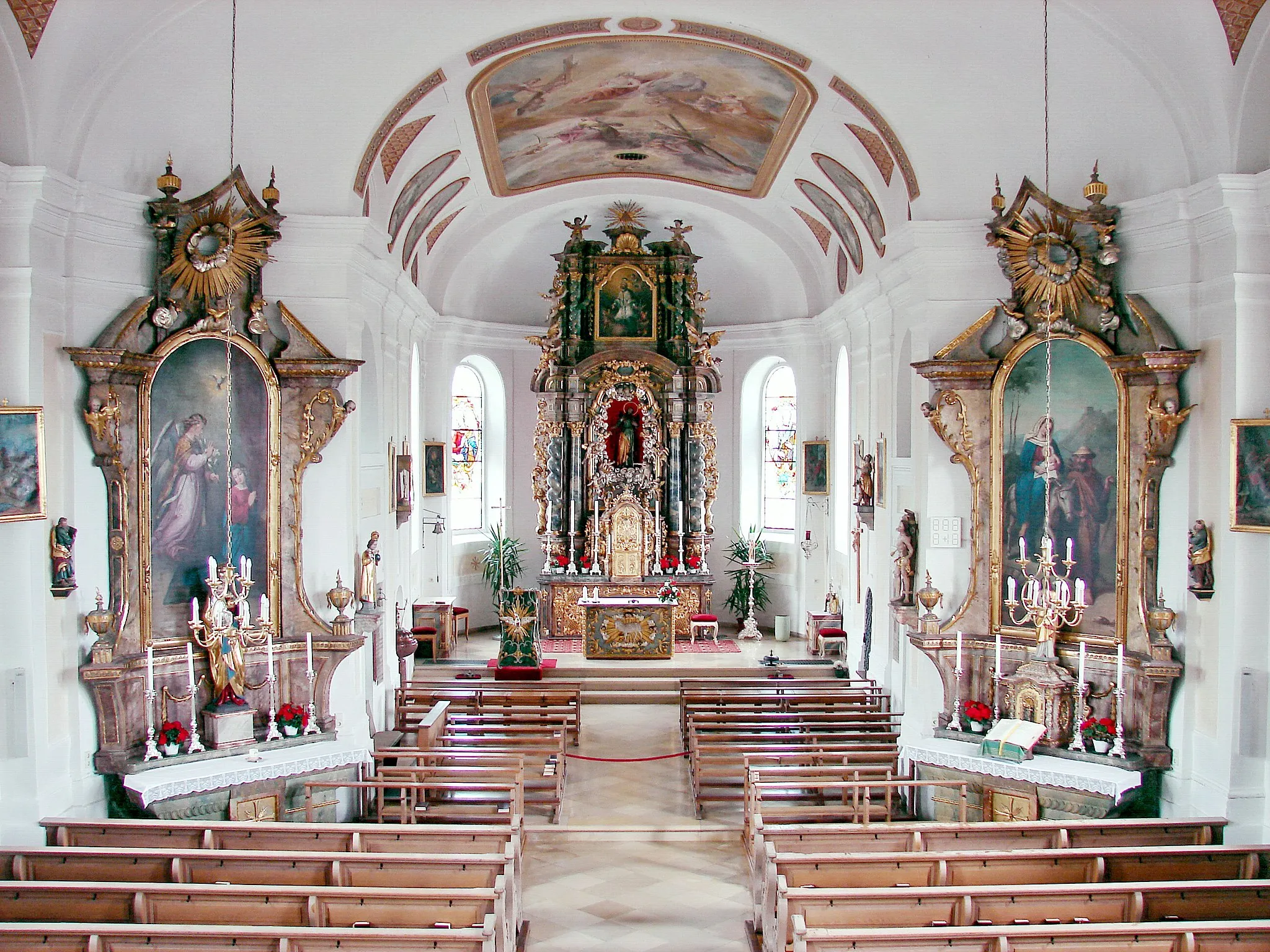 Photo showing: Pfarrkirche St. Andreas: Innenraum