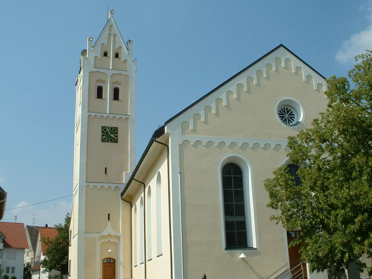 Photo showing: Ingerkingen, parish church St Ulrich