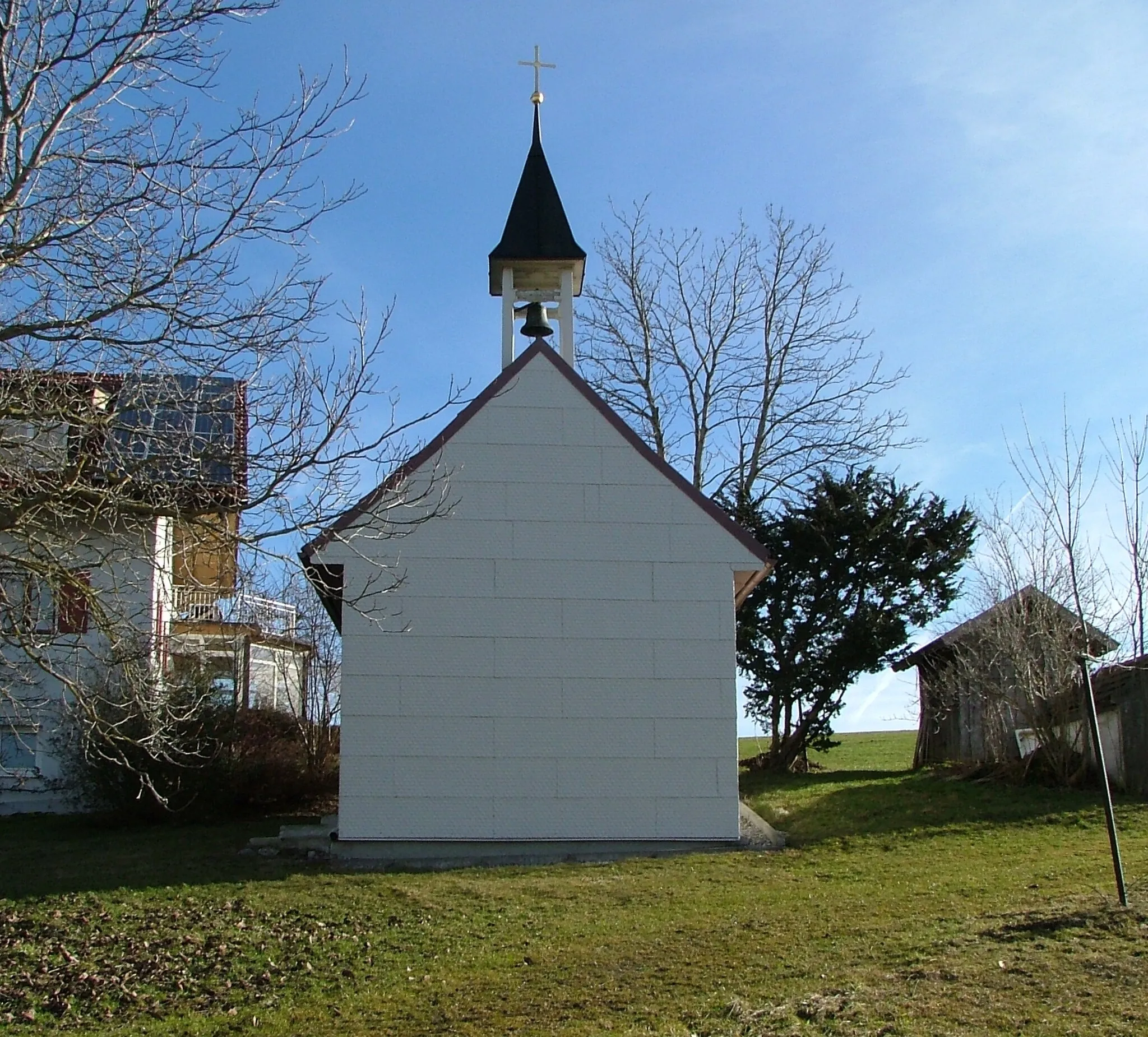 Photo showing: Eufnach, Westfassade der Dreifaltigkeitskapelle