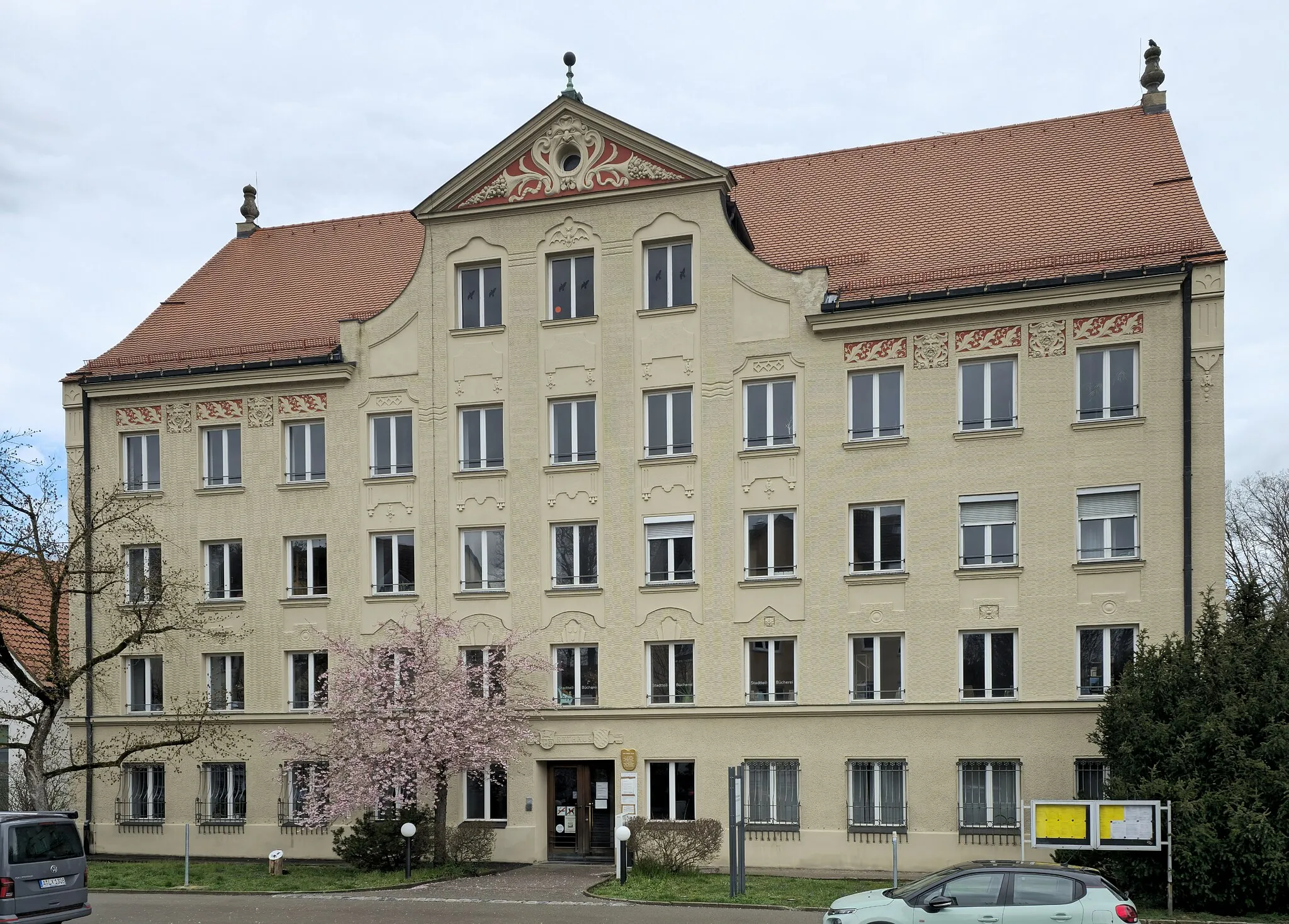 Photo showing: Altes Rathaus Haunstetten