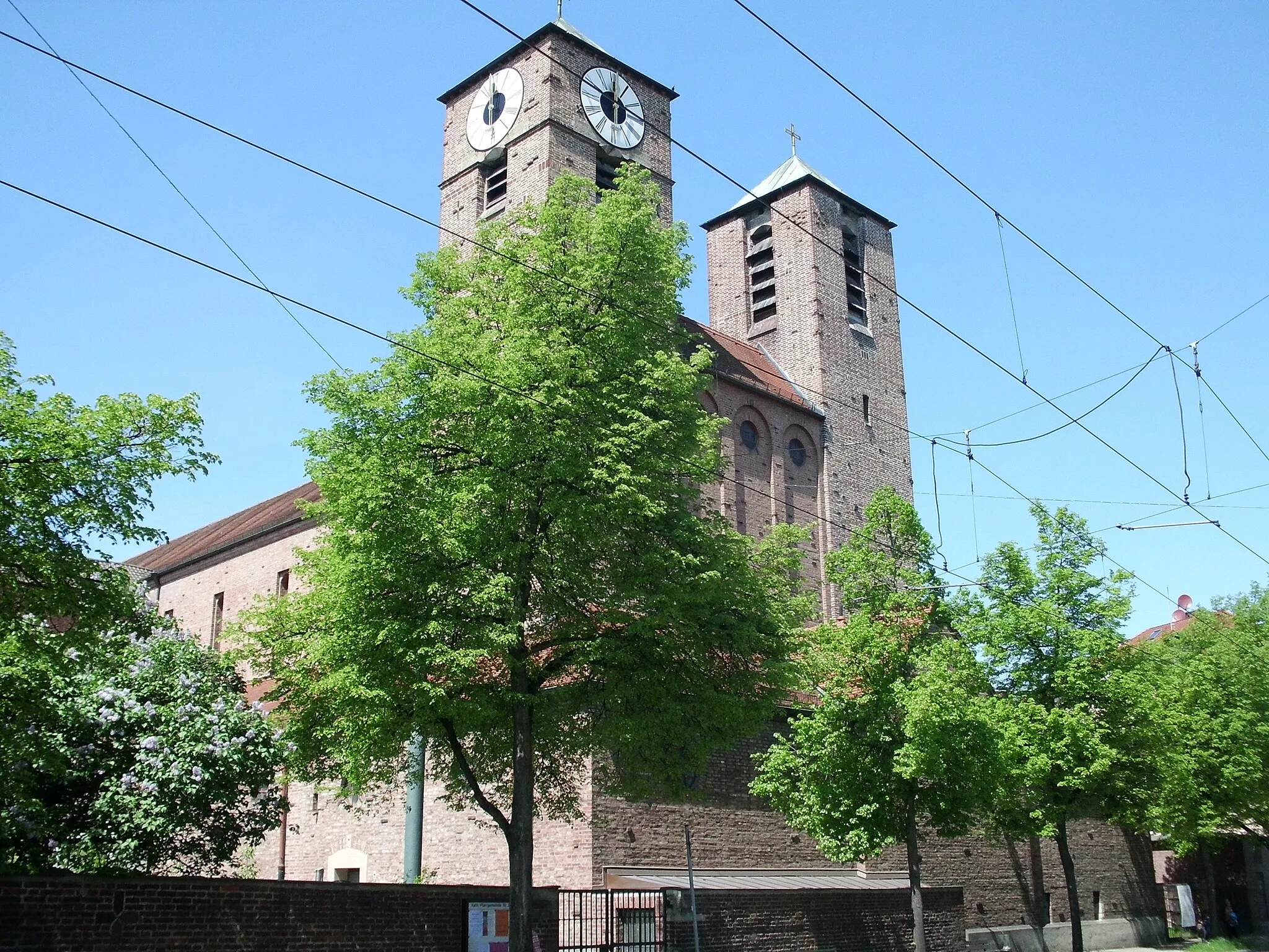 Photo showing: Katholische Kirche St. Joseph Augsburg