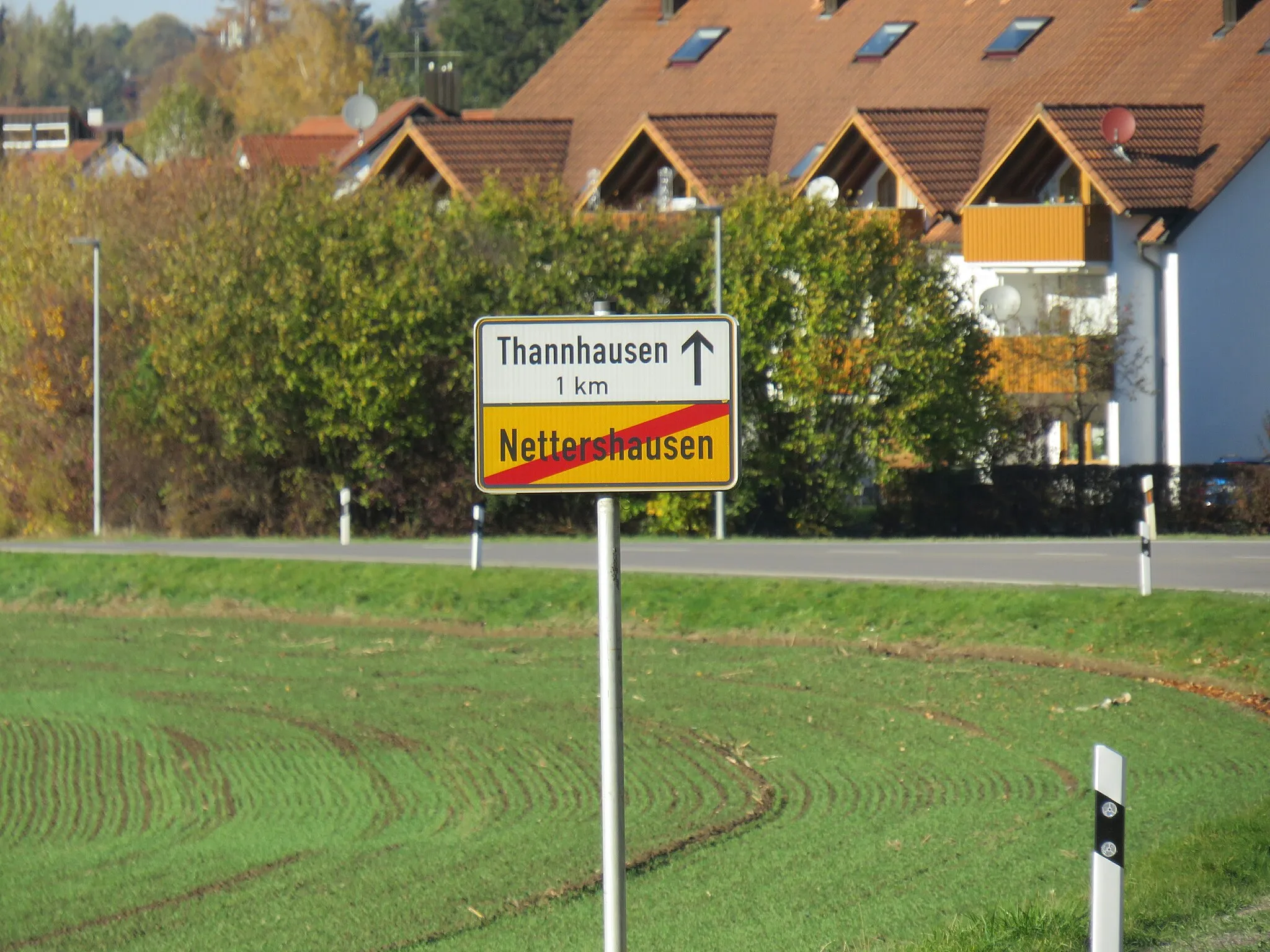 Photo showing: Ortsschild Nettershausen Ausfahrt im Norden.