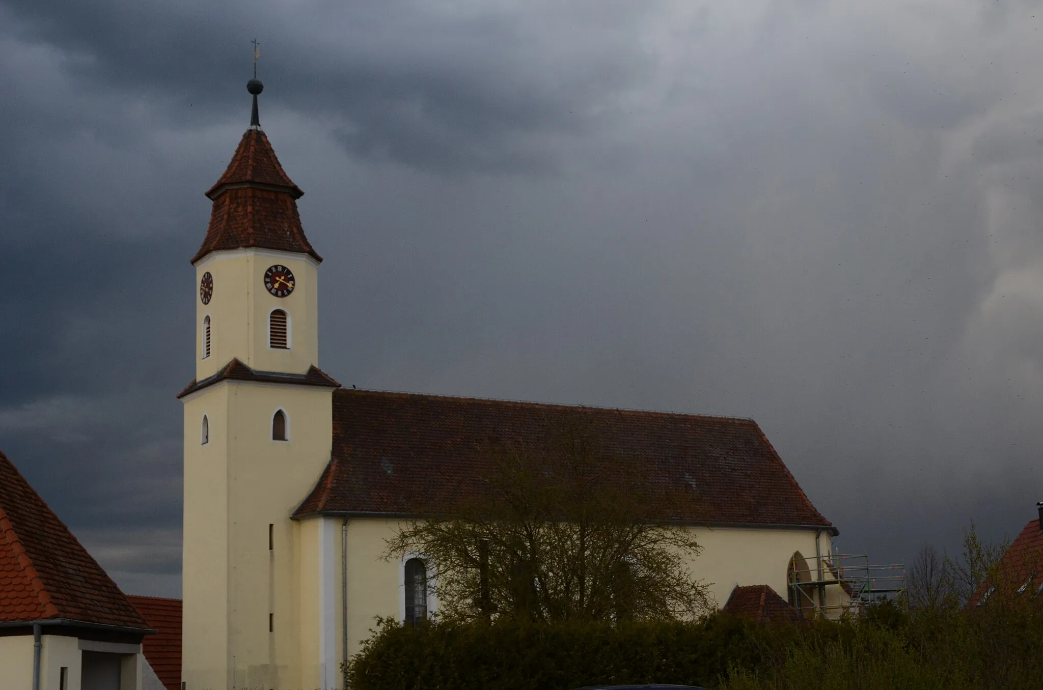 Photo showing: evang.-luth. Kirche St. Jodokus in Enkingen