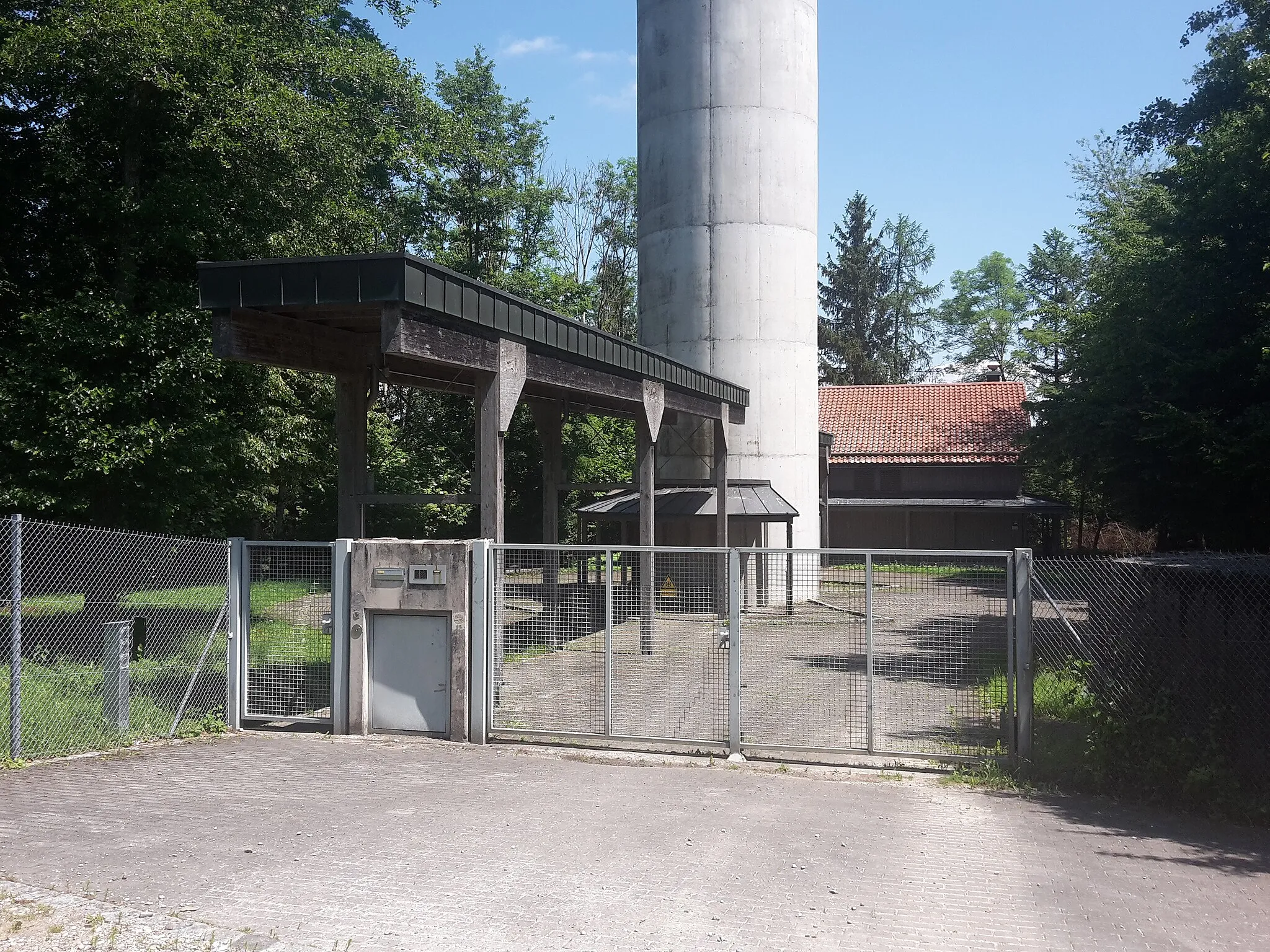 Photo showing: transmitter Markt Wald