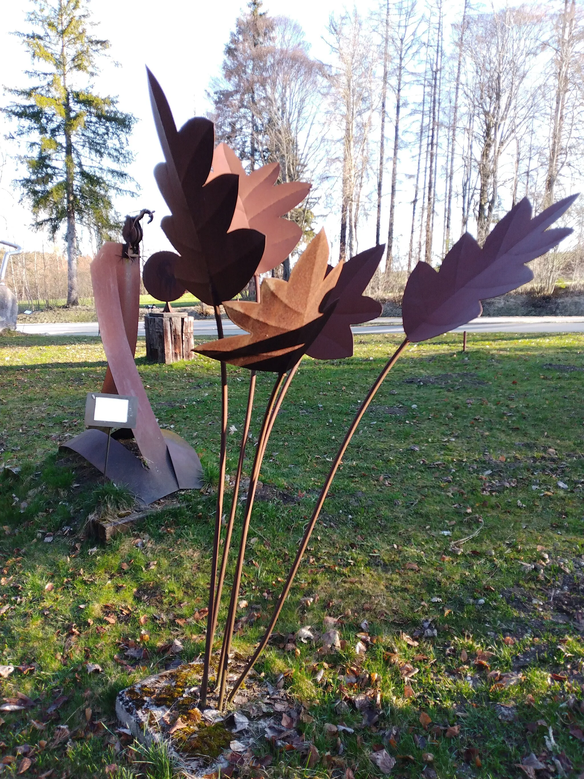 Photo showing: Skulptur im Kunstpark Via Claudia Augusta bei Roßhaupten.