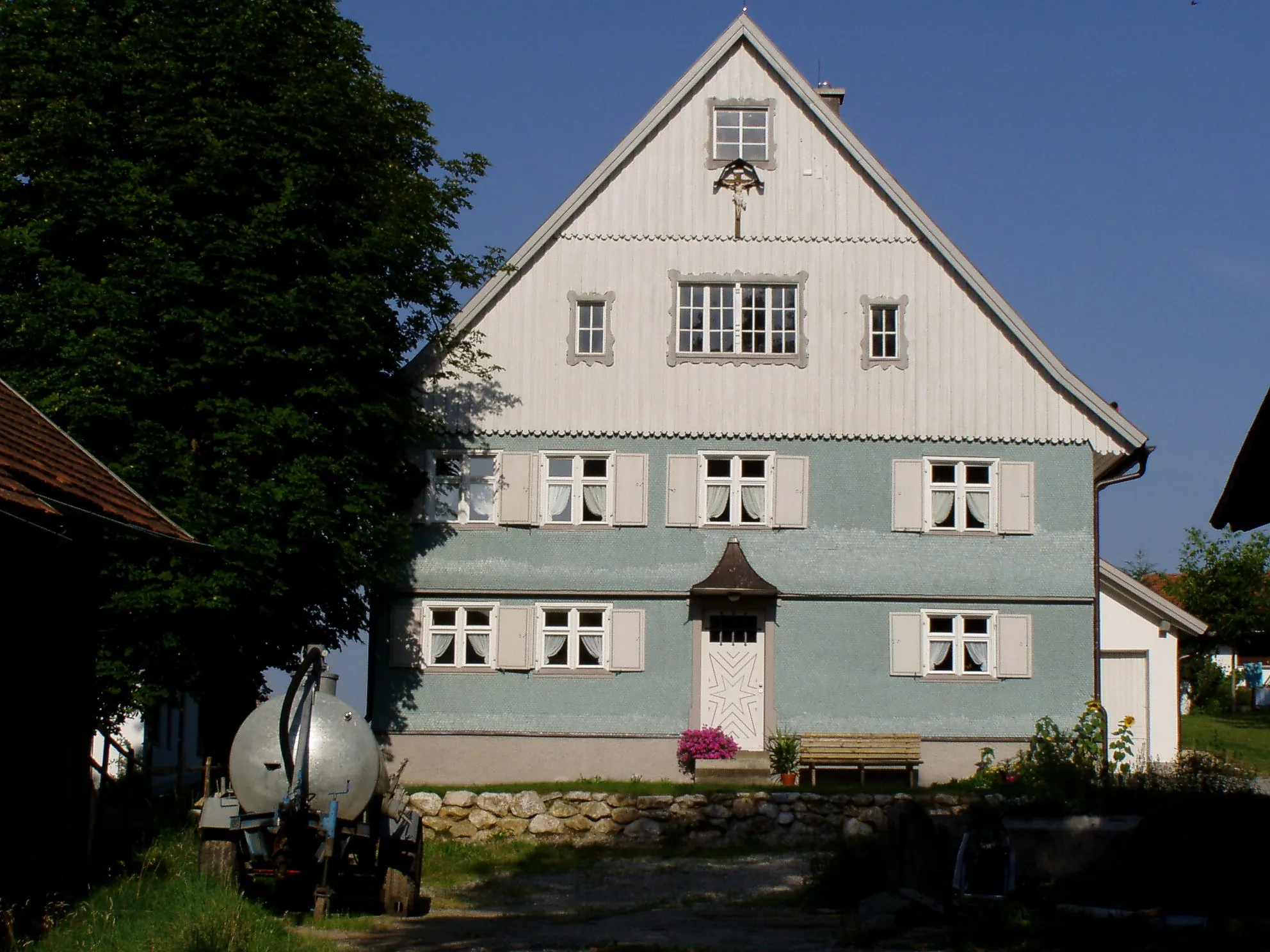 Photo showing: Pfarrhof in Bodelsberg, Durach