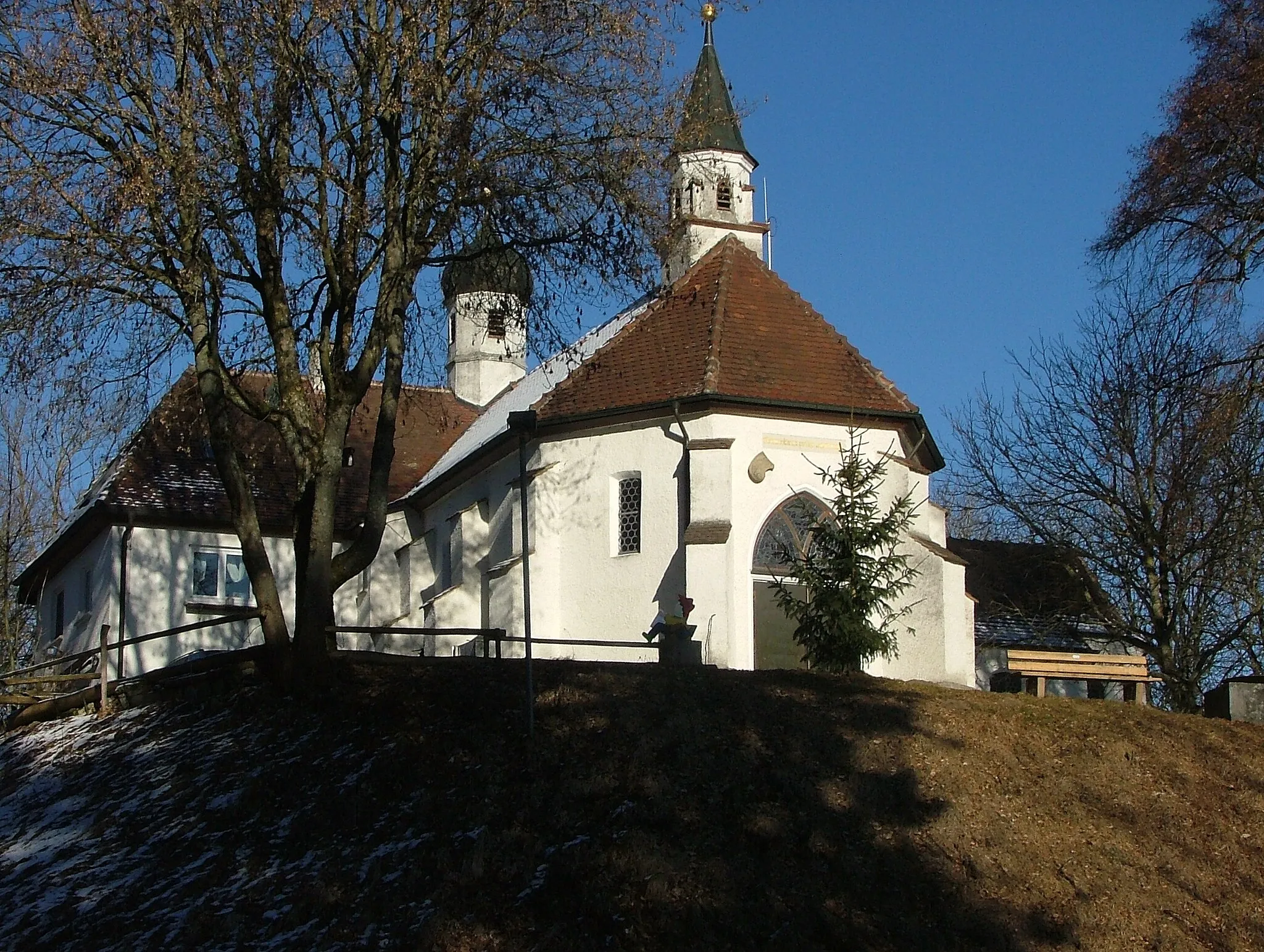 Photo showing: Kapelle auf dem Berg