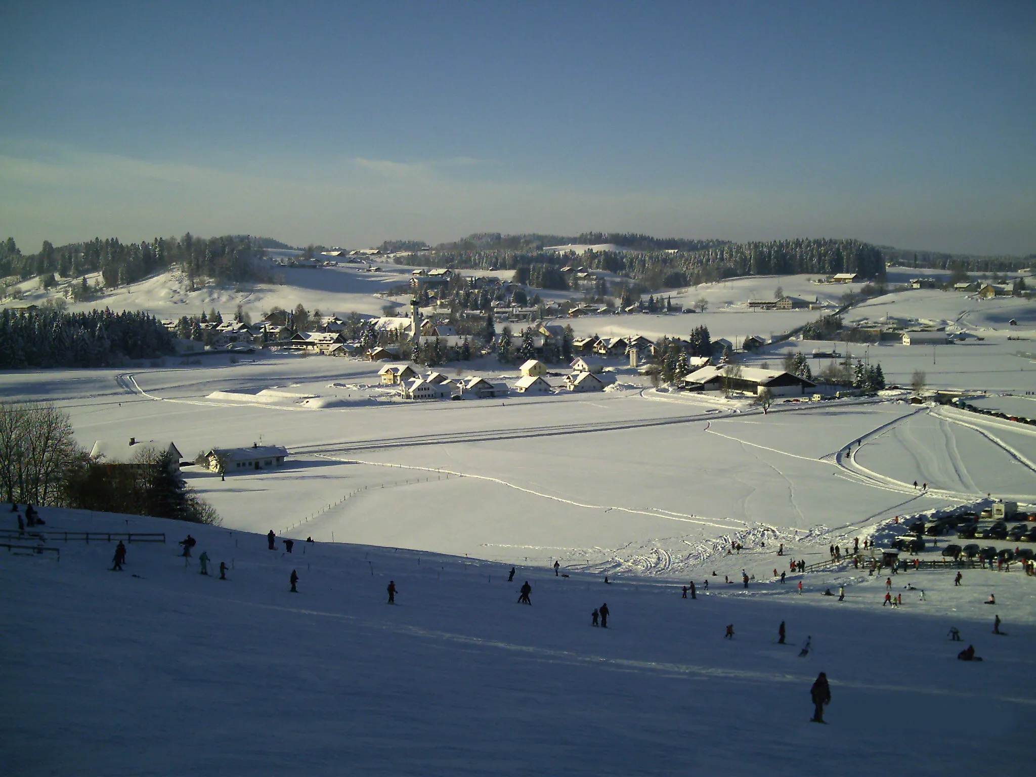 Photo showing: Blick auf Maierhöfen im de:Westallgäu