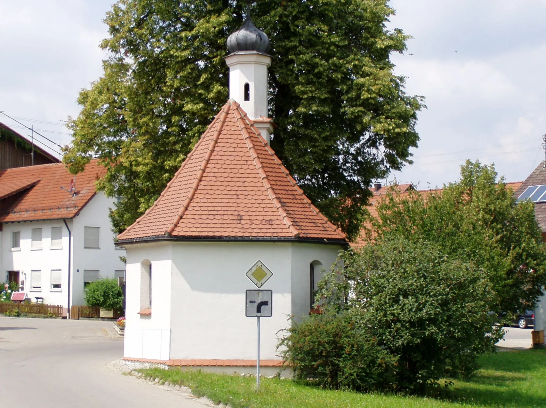 Photo showing: Kapelle in Weiler, Gde Waltenhausen, Lkr Günzburg
