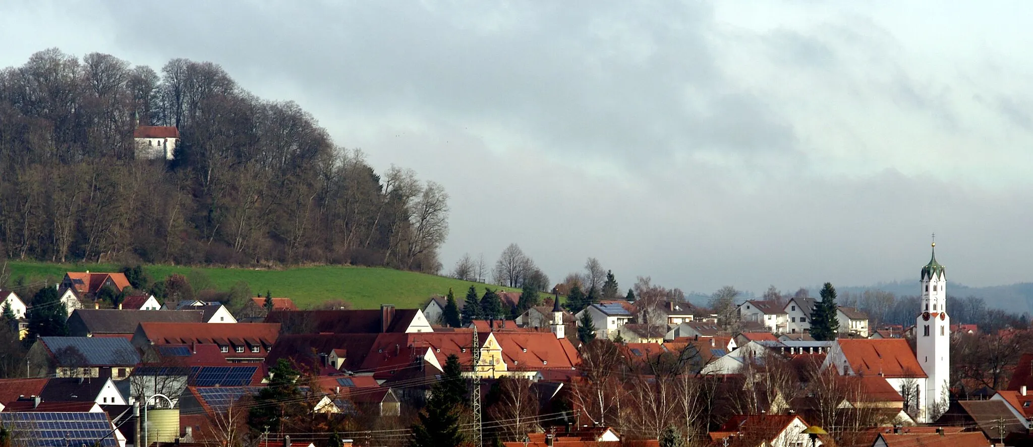 Photo showing: Blick über Dinkelscherben, Burg Zusameck und die St. Anna Kirche