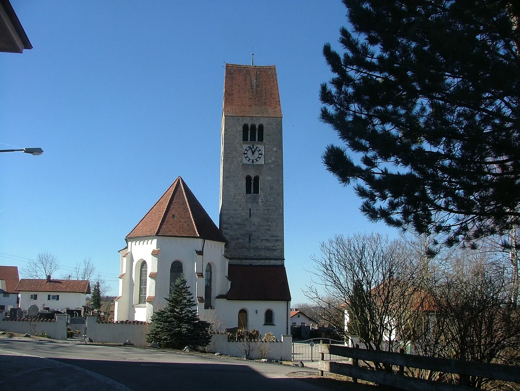 Photo showing: Untrasried