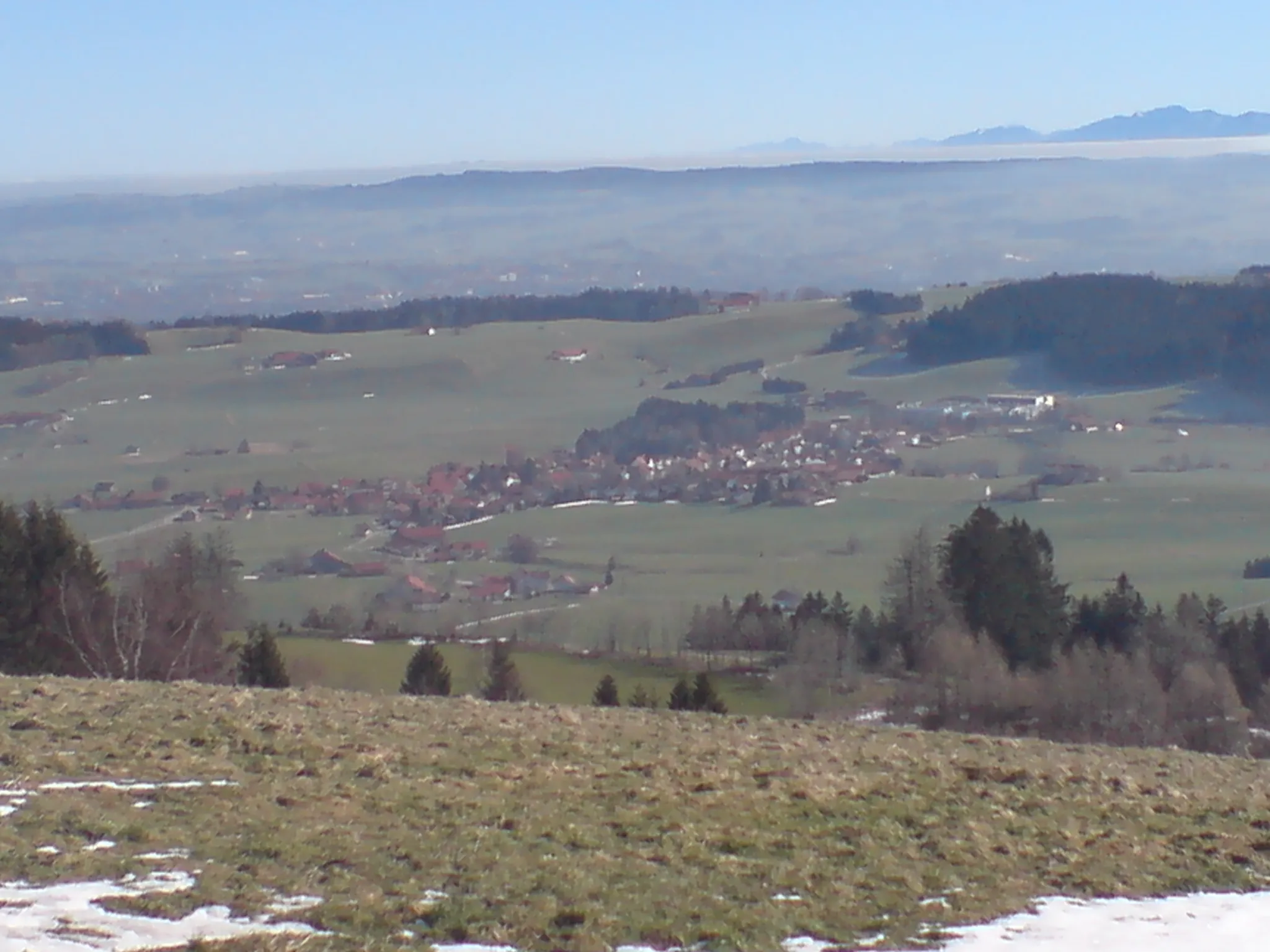 Photo showing: Ermengerst (part of Wiggensbach), picture taken from the Blender (mountain)