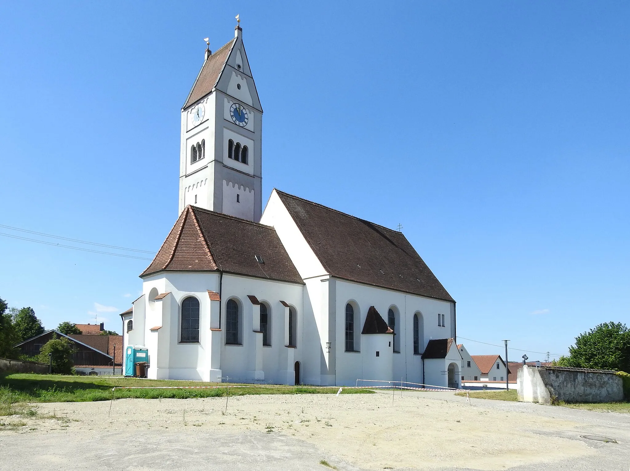 Photo showing: Pfarrkirche St. Georg in Wehringen (2022)