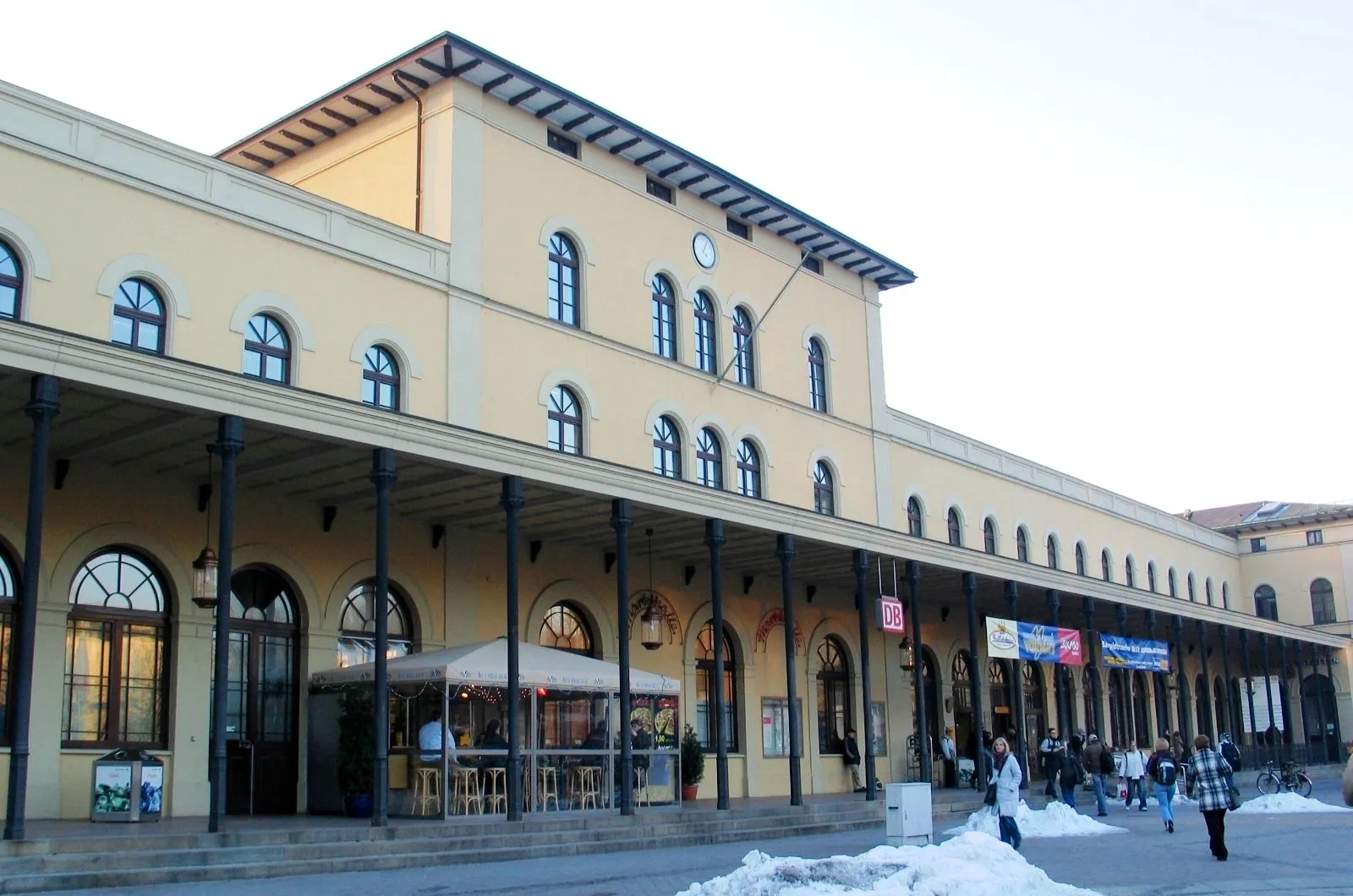 Photo showing: Augsburg, Bahnhofsgebäude