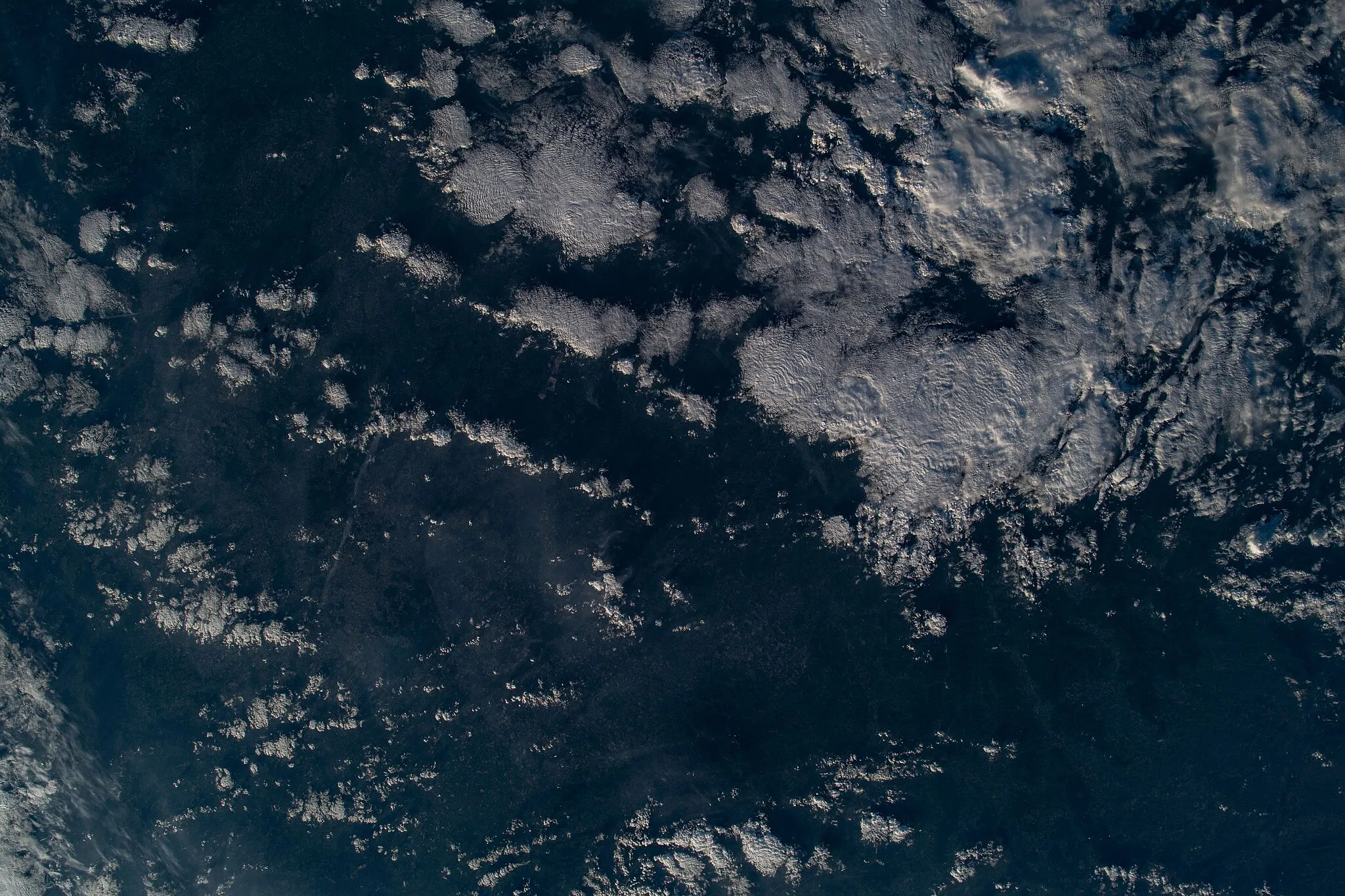 Photo showing: View of Earth taken during ISS Expedition 63.