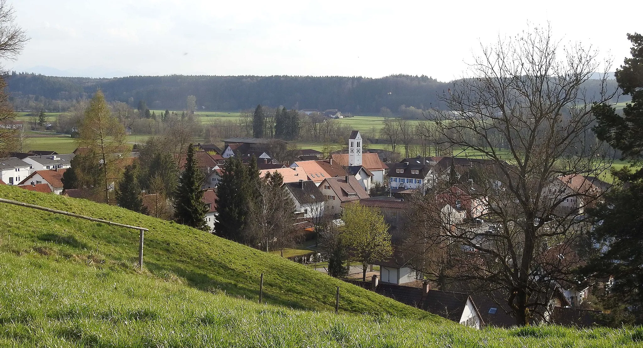 Photo showing: Hirschzell, Kaufbeuren, von Nordosten