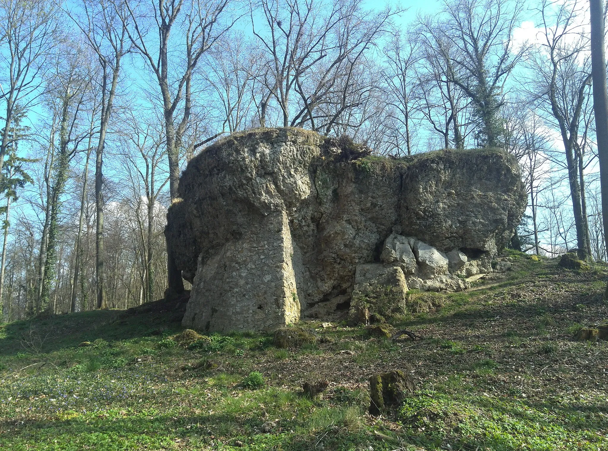 Photo showing: Hexenfelsen auf der Marienhöhe