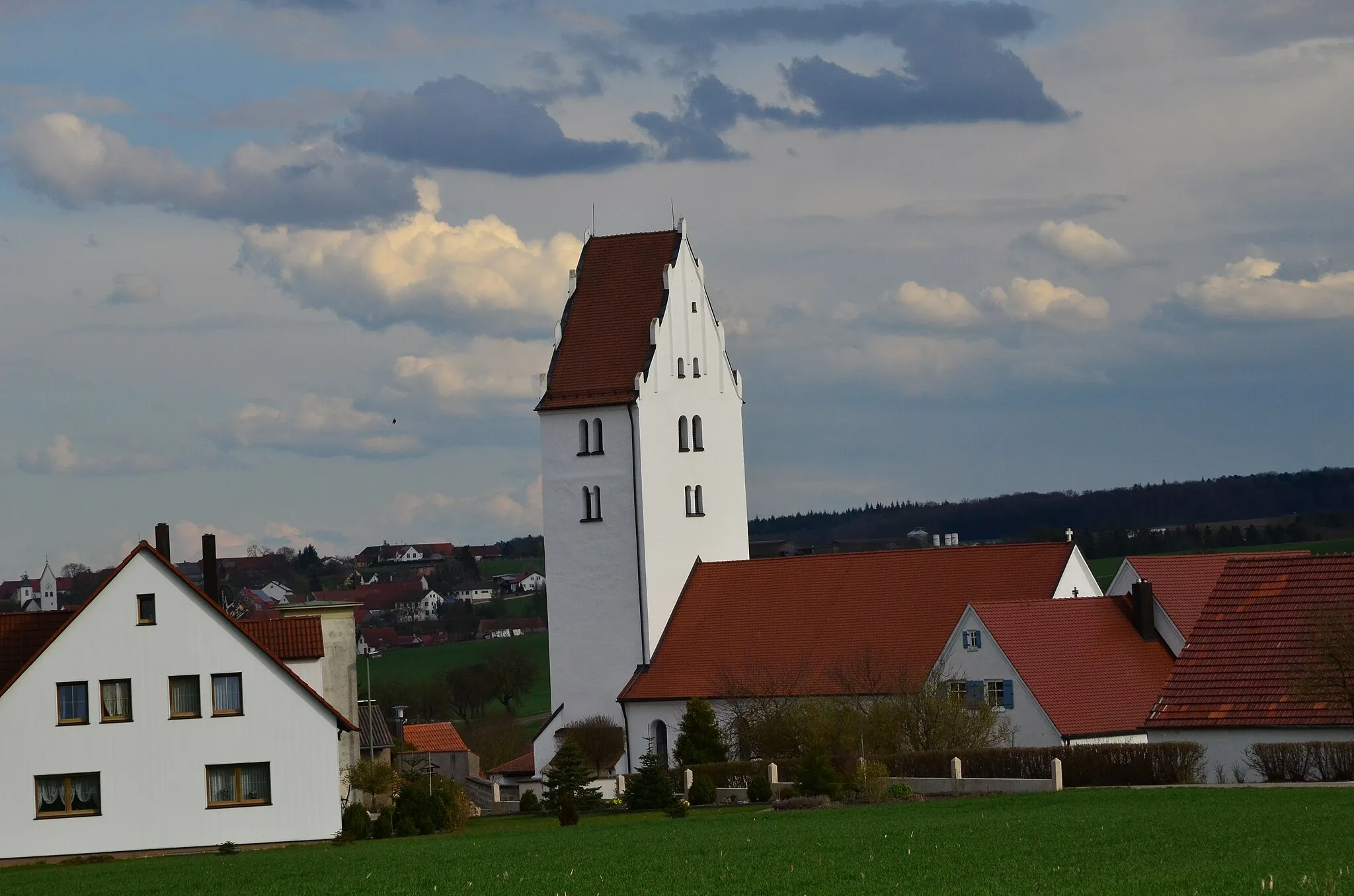 Photo showing: evang-luth. Kirche St. Laurentius in Unteringingen