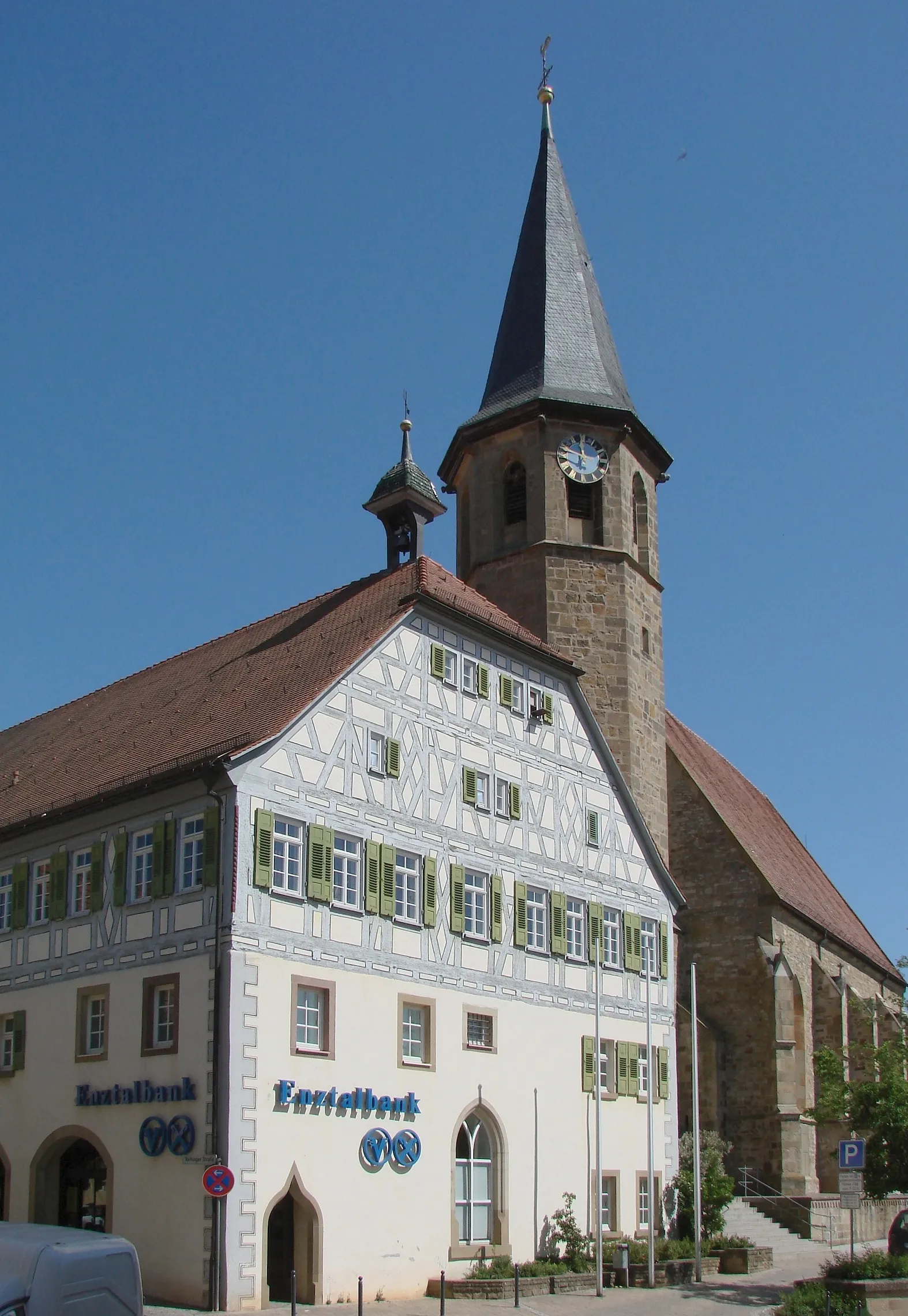 Photo showing: de:Enzweihingen, town hall and protestant church of St. Martin