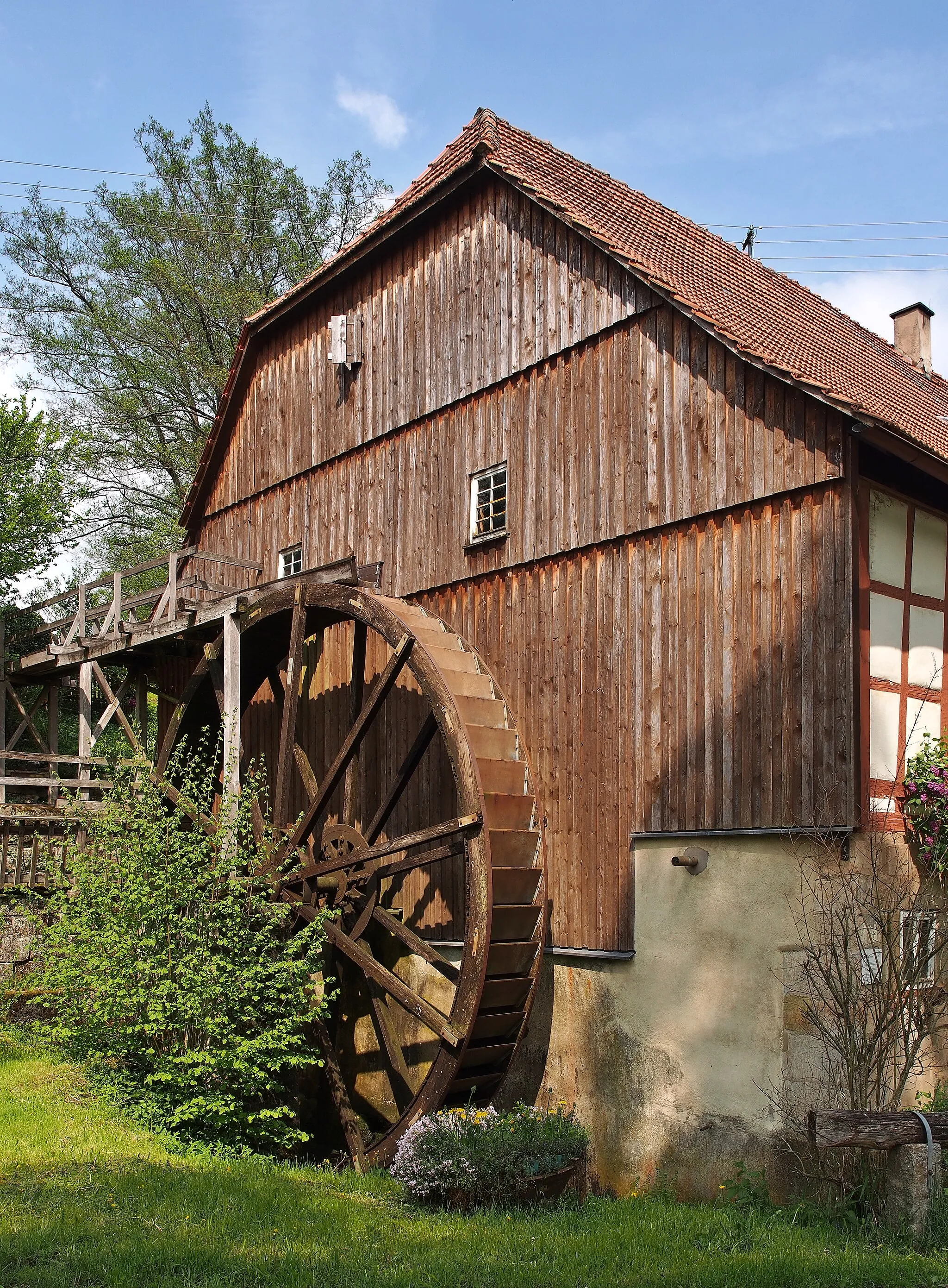 Photo showing: Historic water wheel at Meuschenmühle, Welzheim, Germany