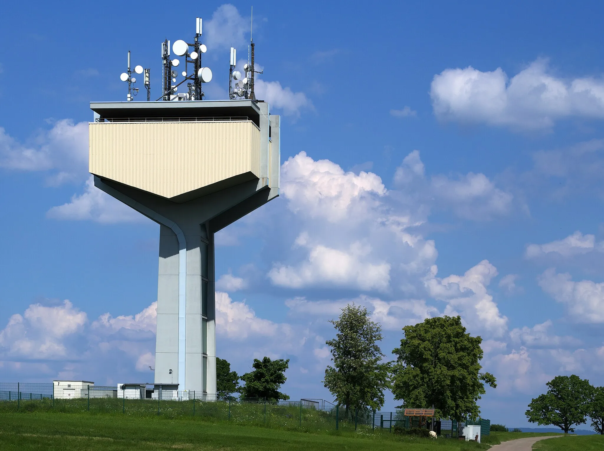 Photo showing: Iggingen water tower, Germany